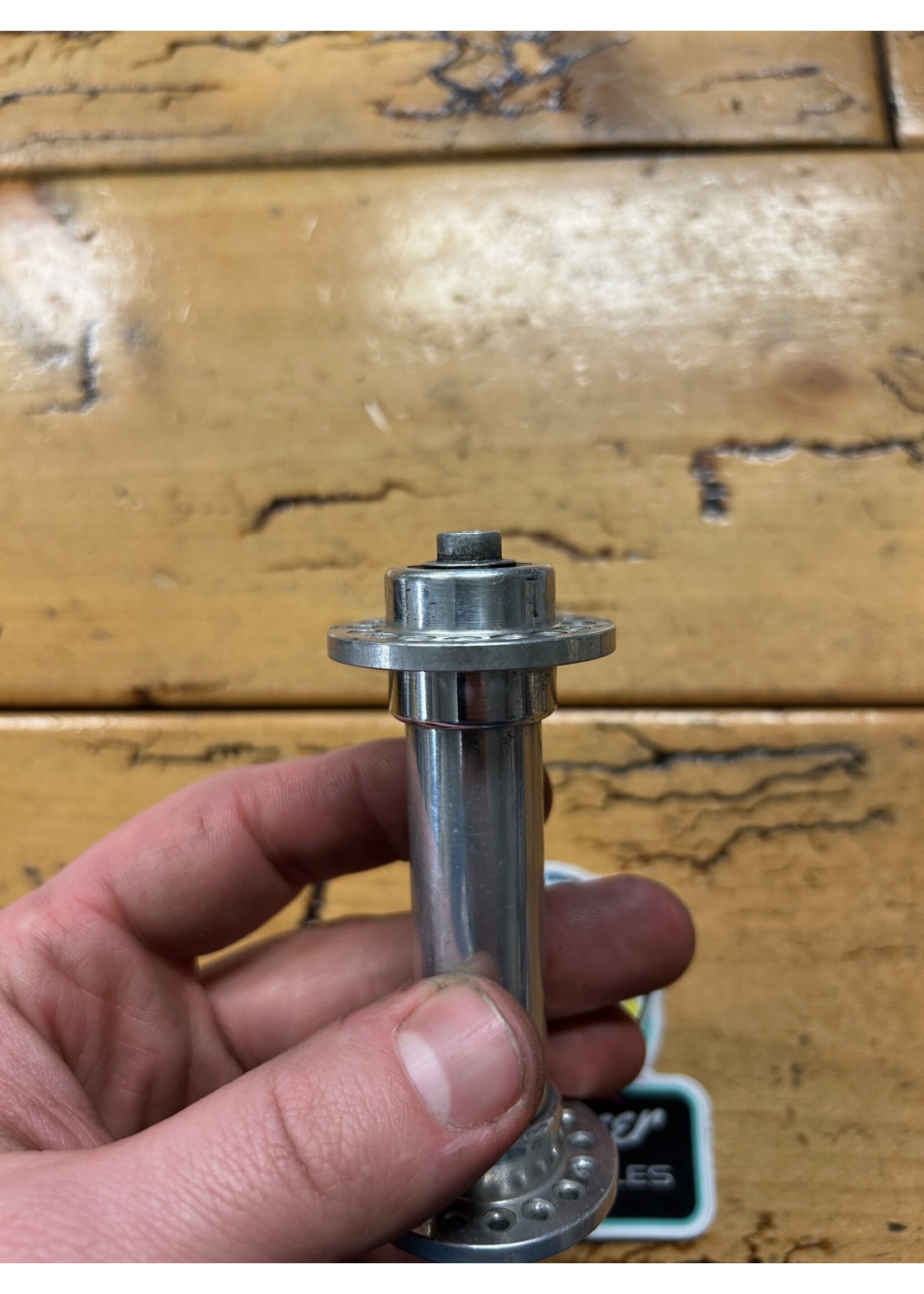 Hi-E Hi-E 32 Hole Front Quick Release Hub