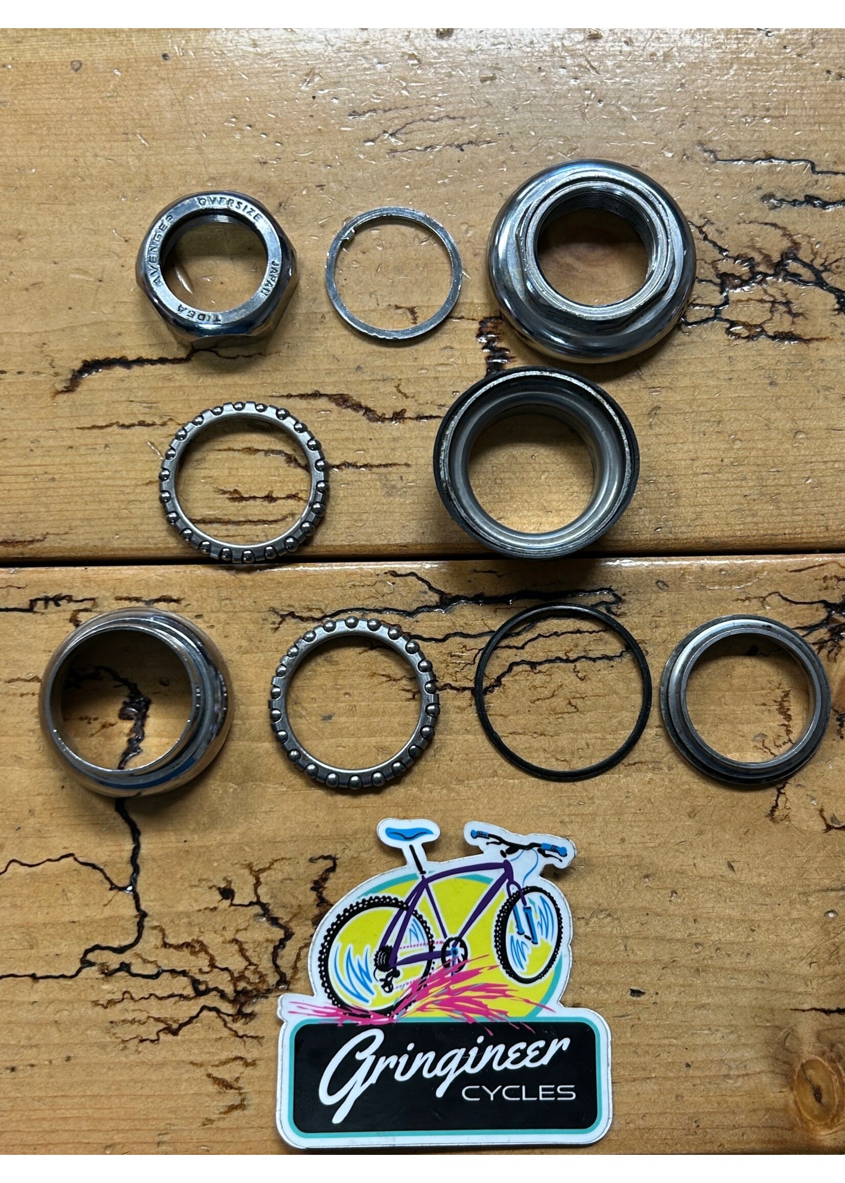 Tioga Tioga Avenger Oversized 1 1/8 Inch Threaded Headset