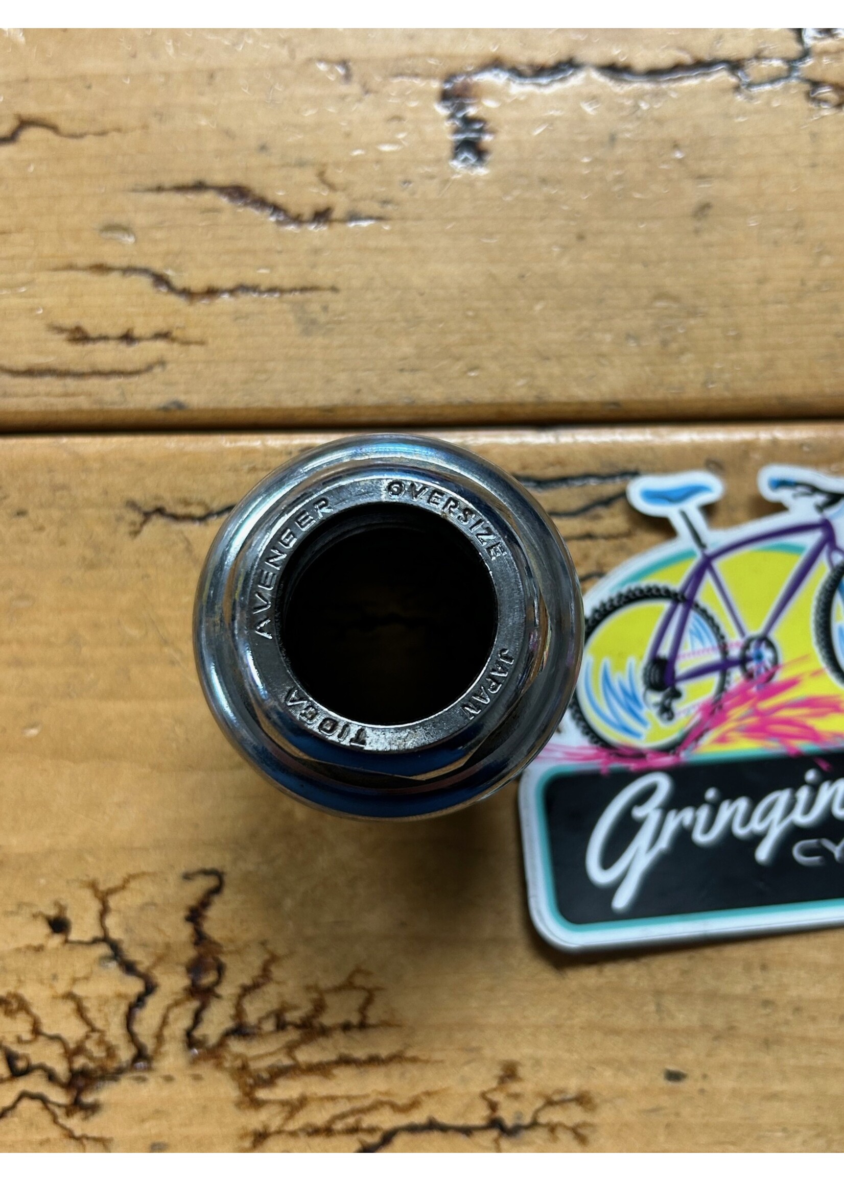 Tioga Tioga Avenger Oversized 1 1/8 Inch Threaded Headset