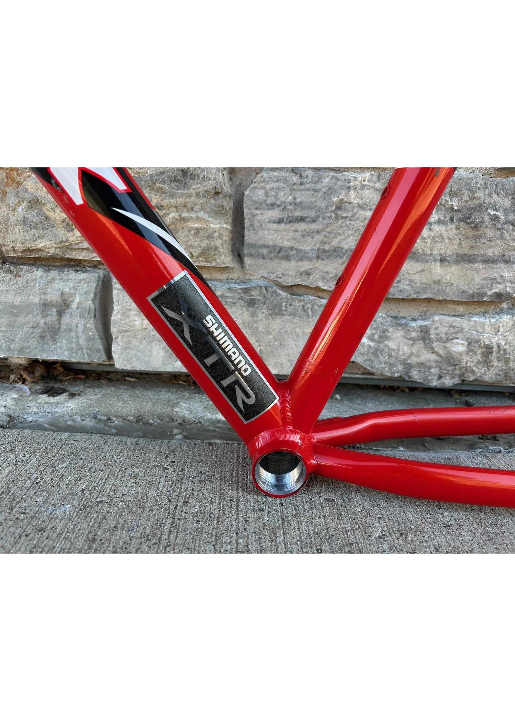 Trek 1999 16.5"  Trek 8900 Frame