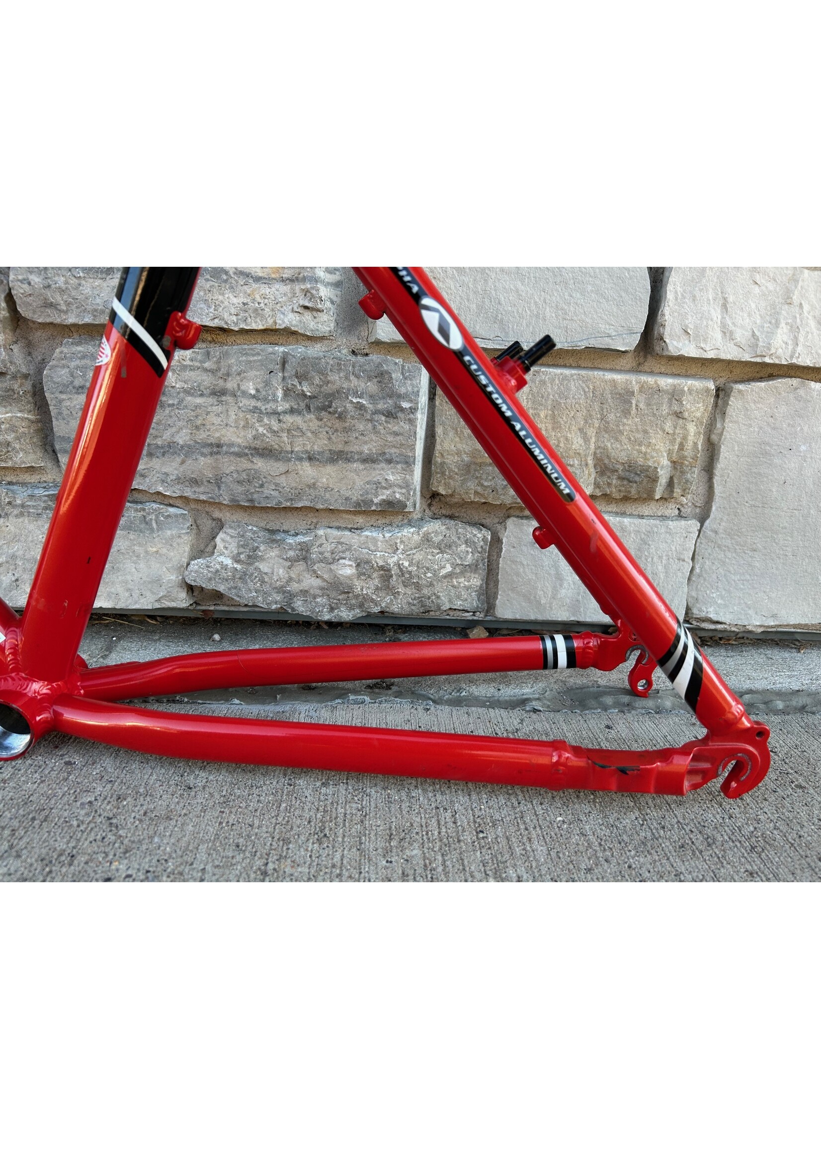 Trek 1999 16.5"  Trek 8900 Frame