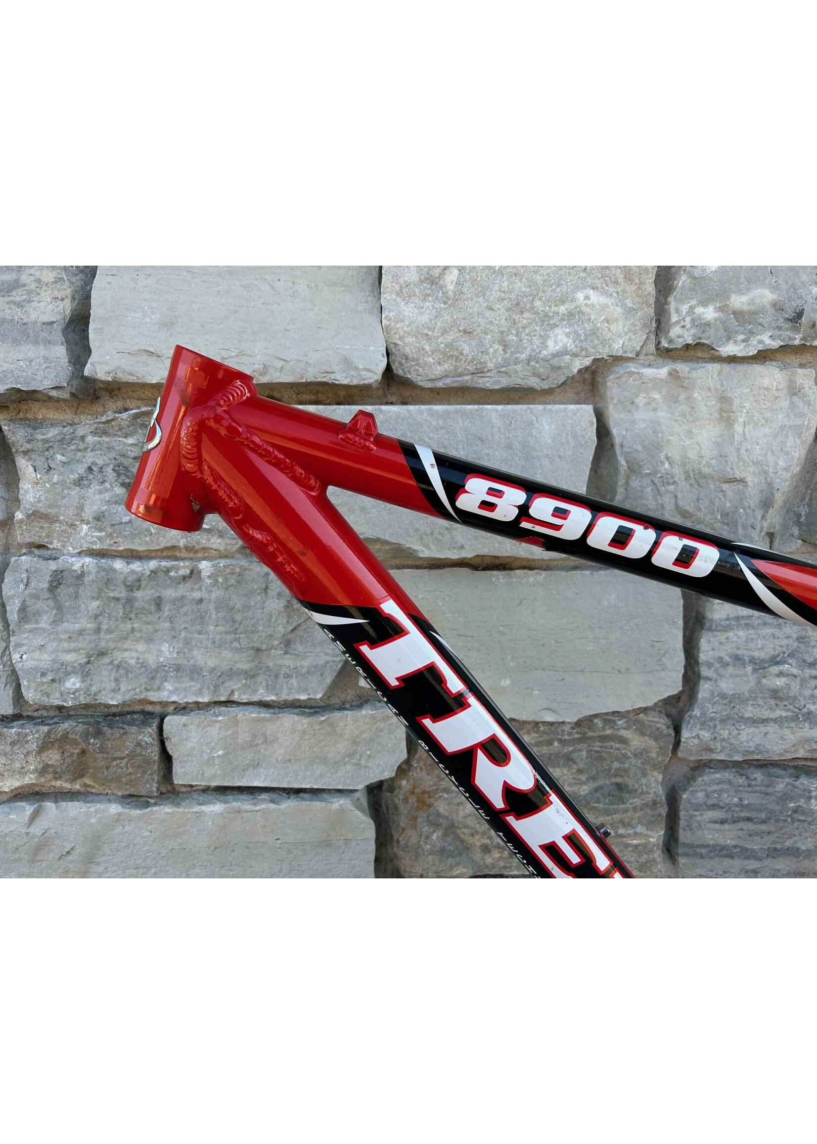 Trek 1999 16.5"  Trek 8900 Frame