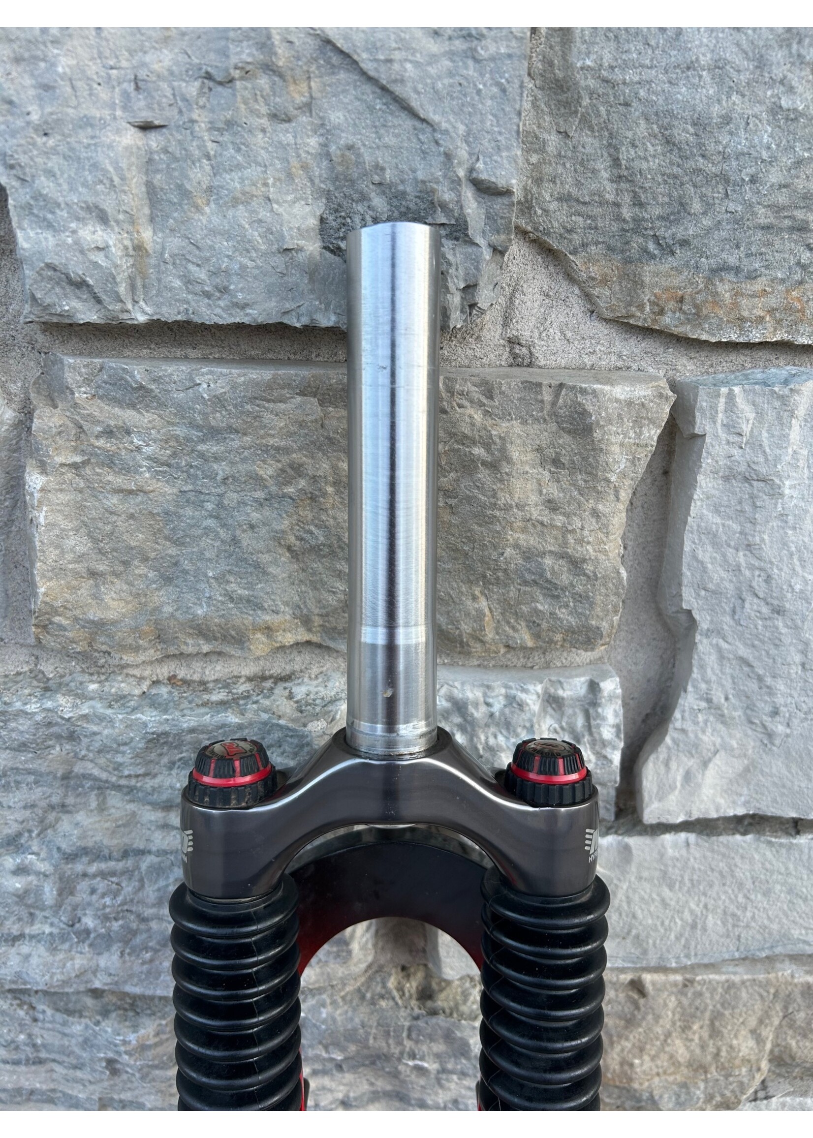 Manitou Manitou SX Carbon 1 1/8 26" Rim Brake QR Suspension Fork