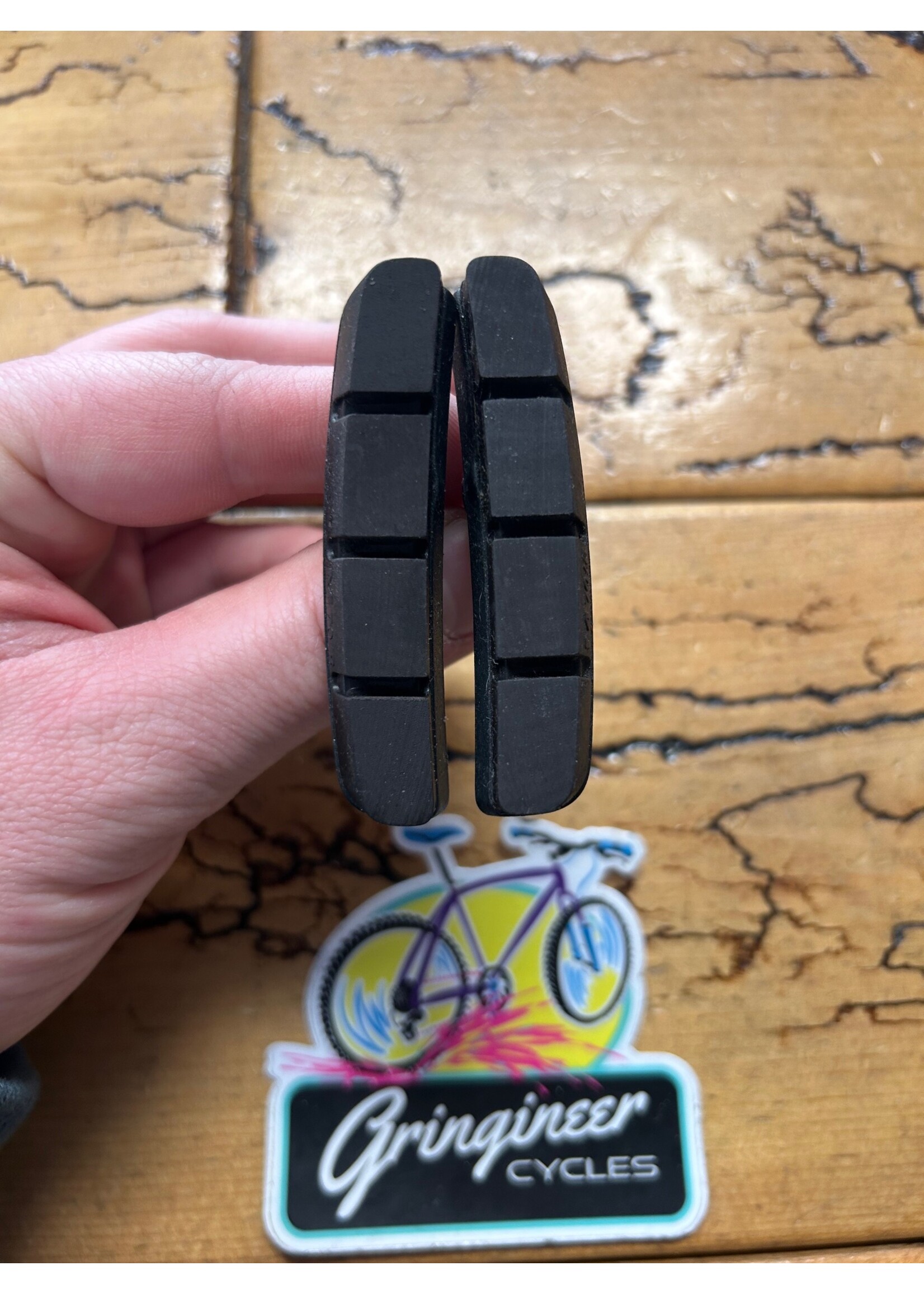 SHIMANO Shimano Deore XT Brake Pads and Shoes Set of 2