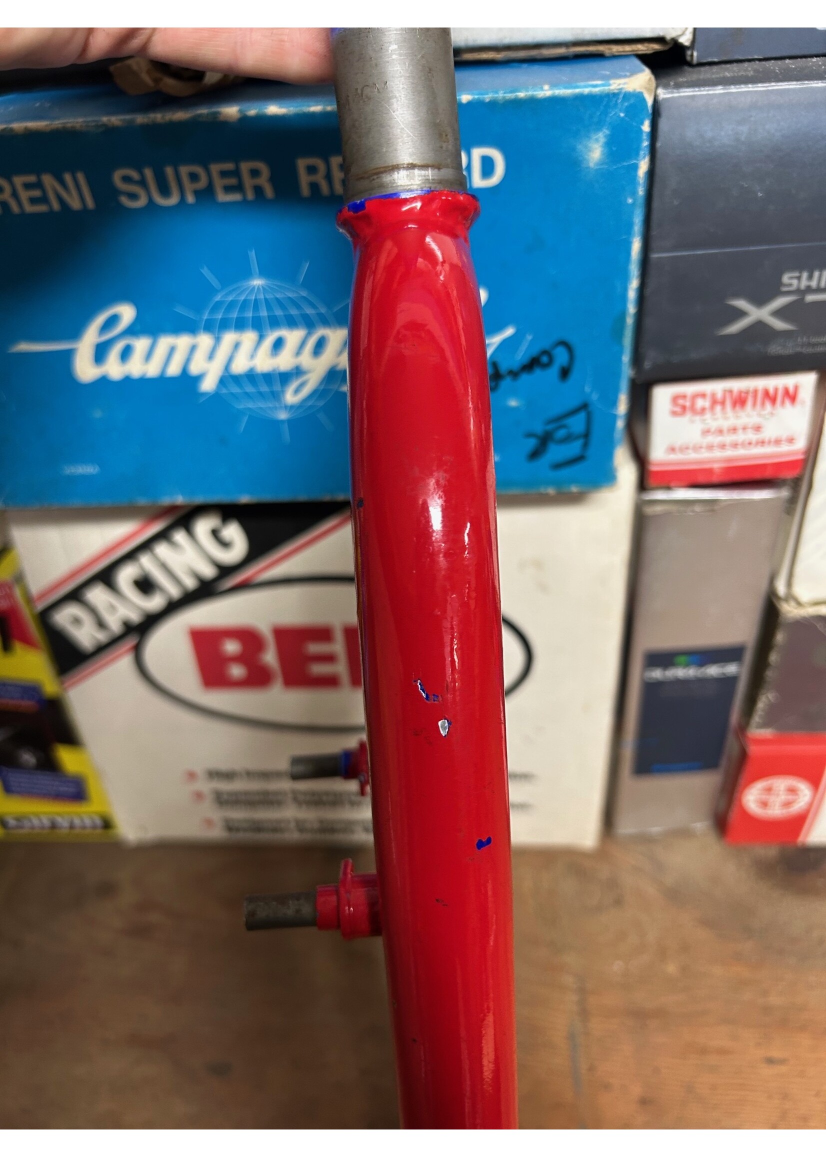 Spinner Spinner Red 26" 1 1/8 Threaded Fork