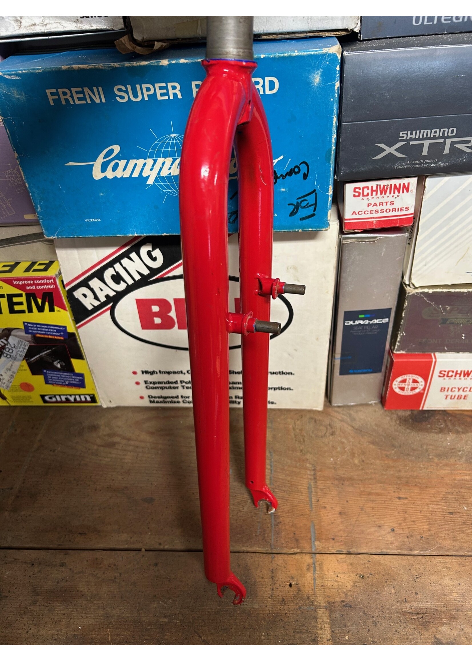 Spinner Spinner Red 26" 1 1/8 Threaded Fork