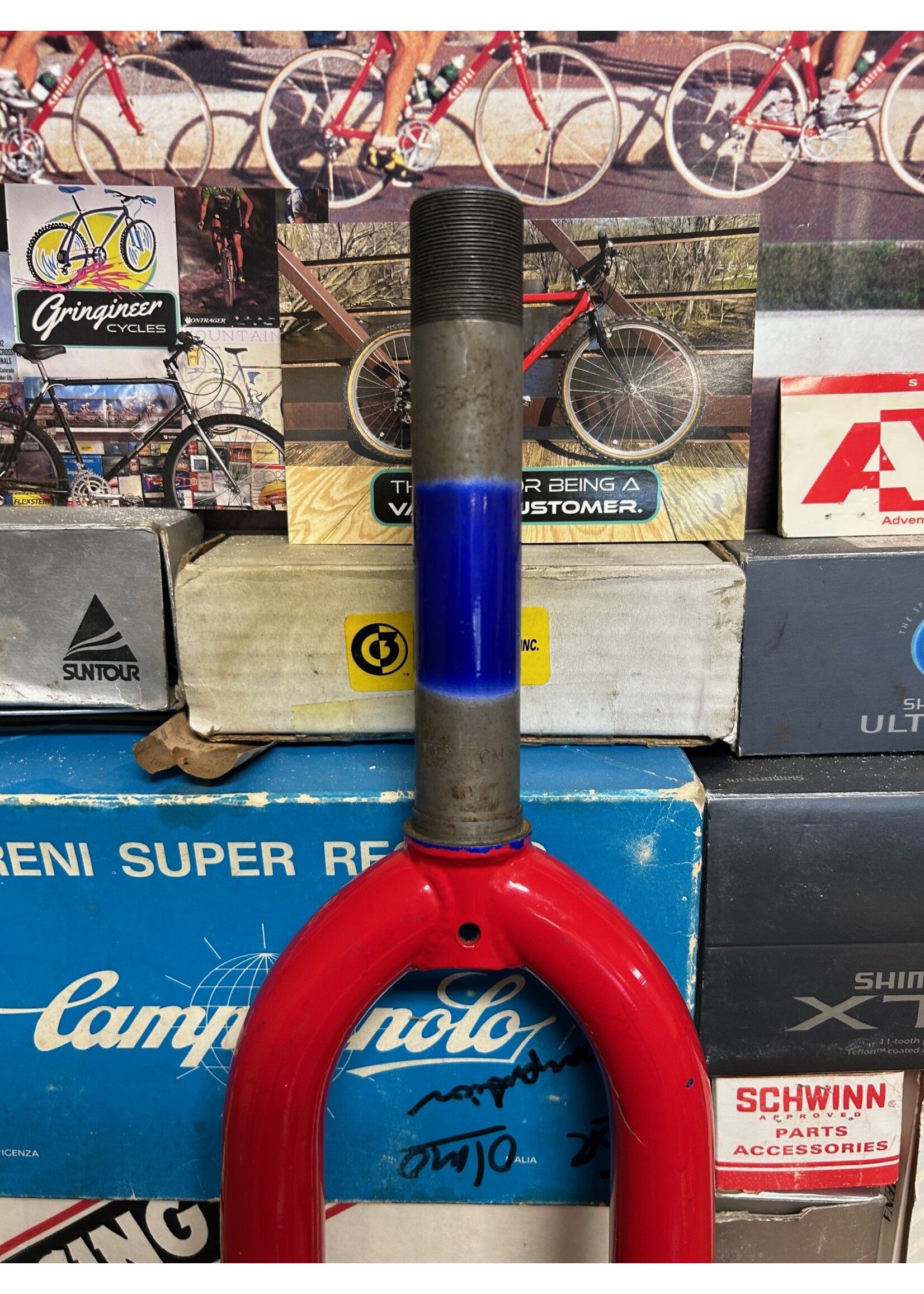 Spinner Spinner Red 26" 1 1/8 Threaded Fork