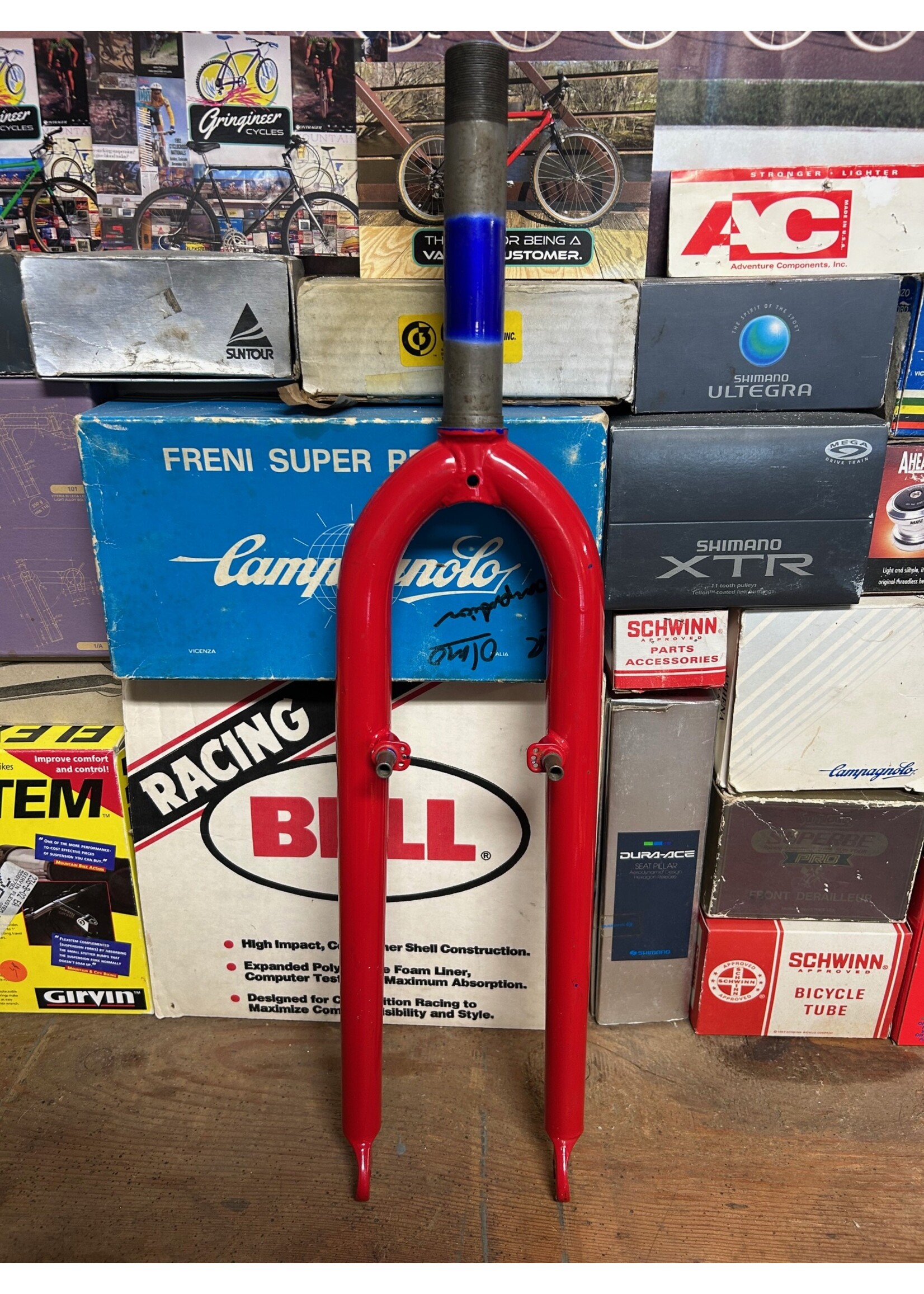 Spinner Spinner Red 26" 1 1/8 Threaded Fork