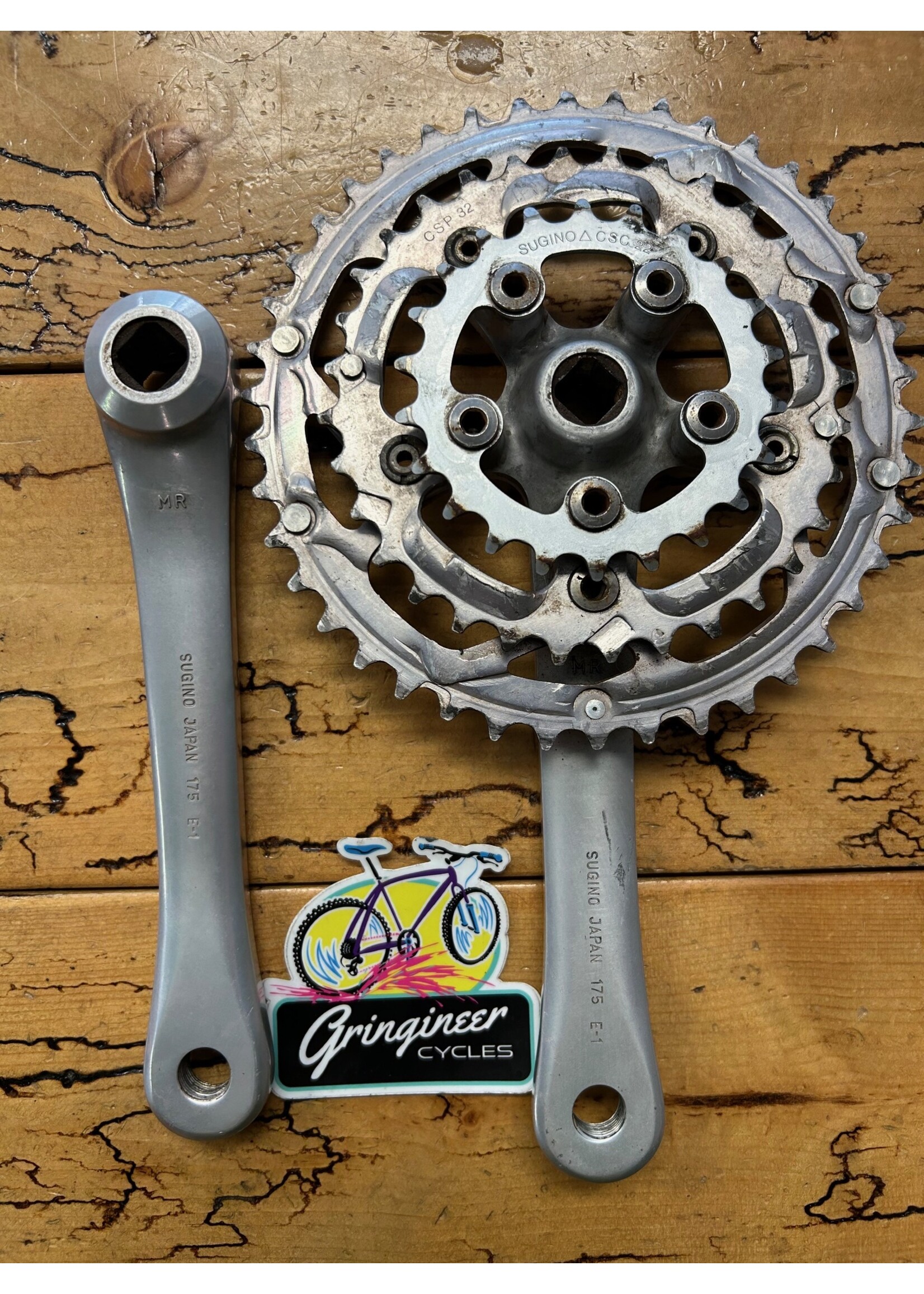 Sugino Sugino Mighty 900 42/32/22 175mm Crankset