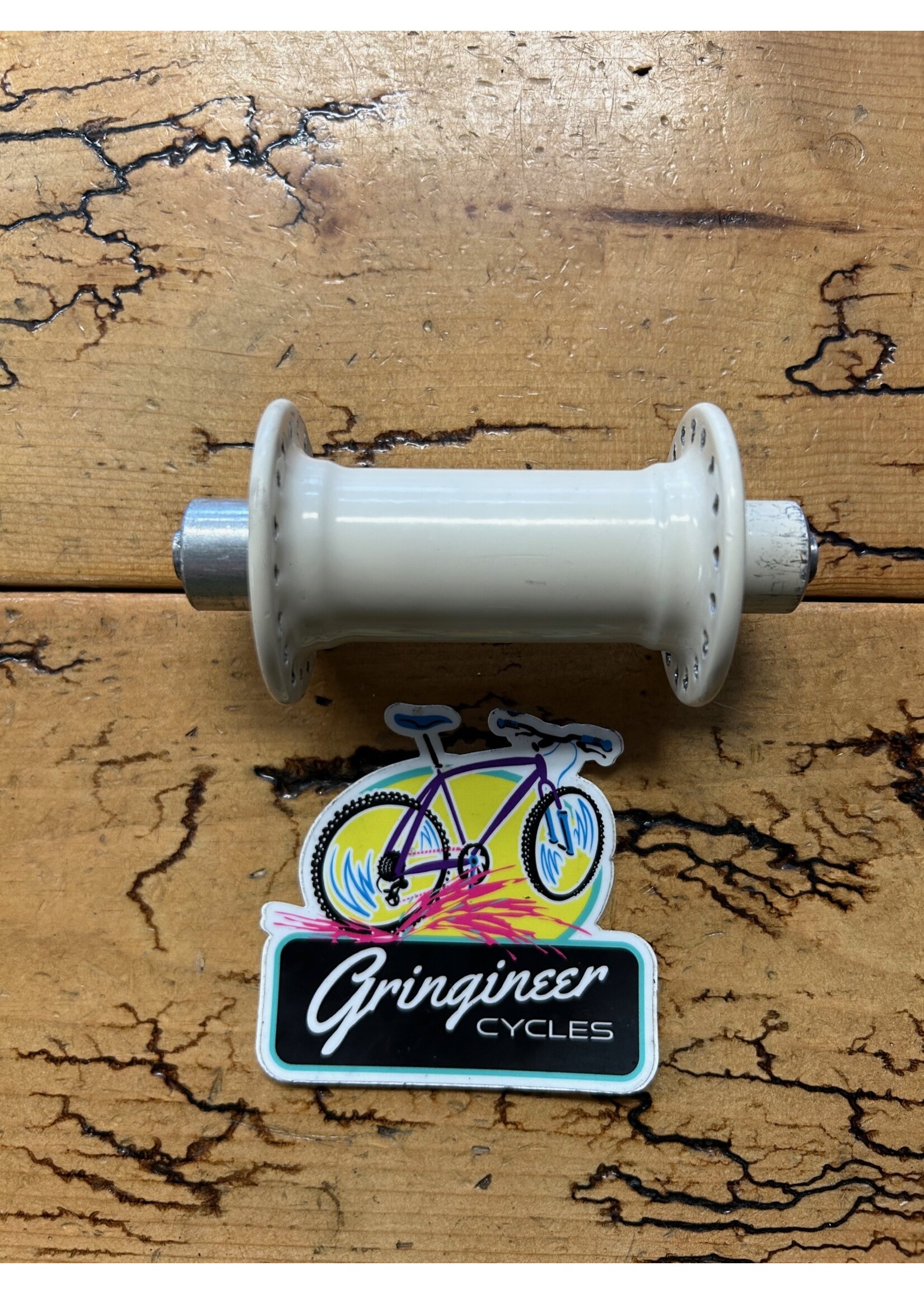 American Classic American Classic White 36 Hole Front Hub