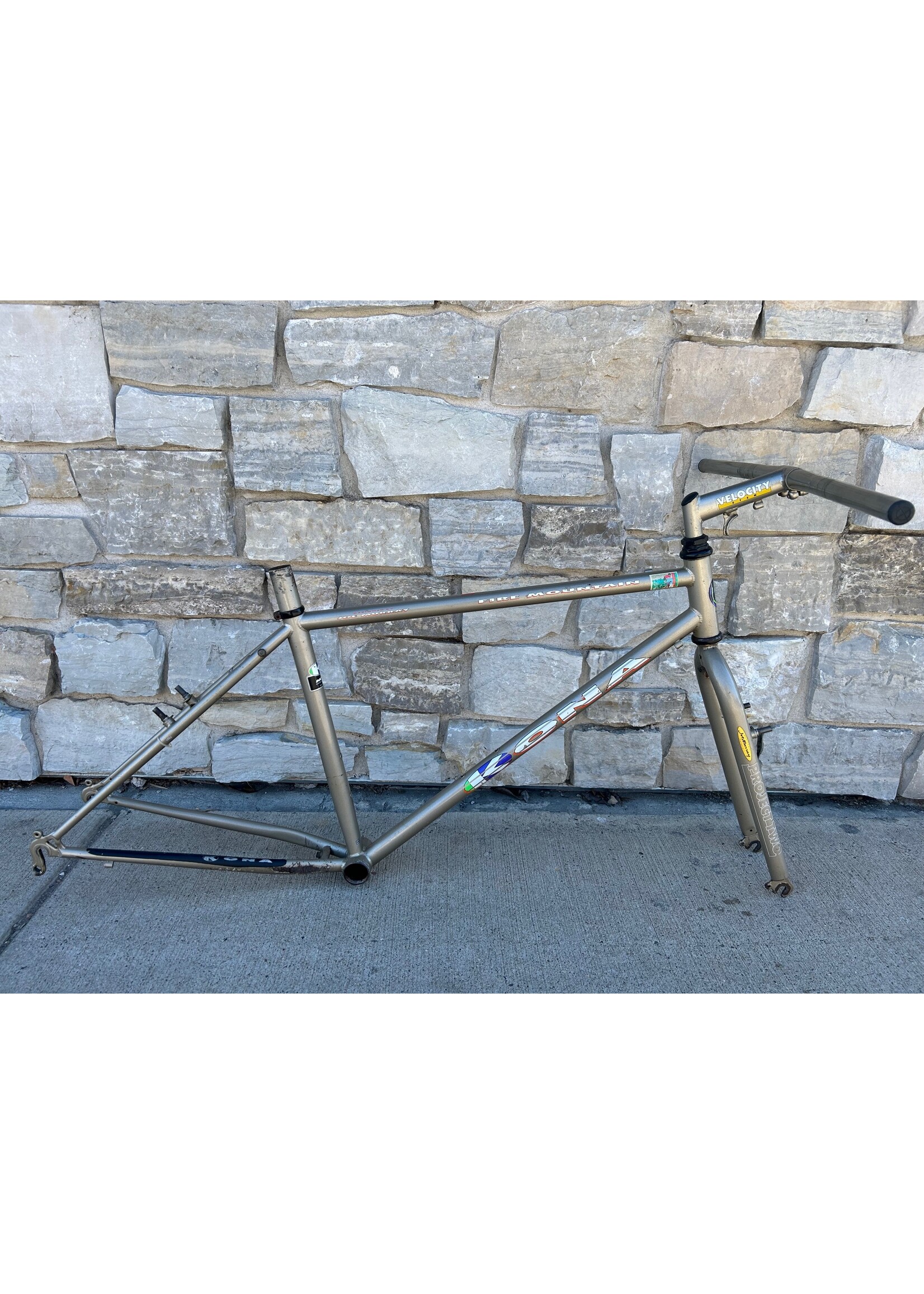 Kona 18" Kona Fire Mountain Frameset With Paint Matched Bar and Stem