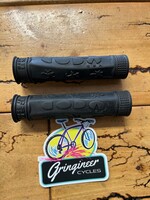 Coda Coda Thin Lizard Black Grips