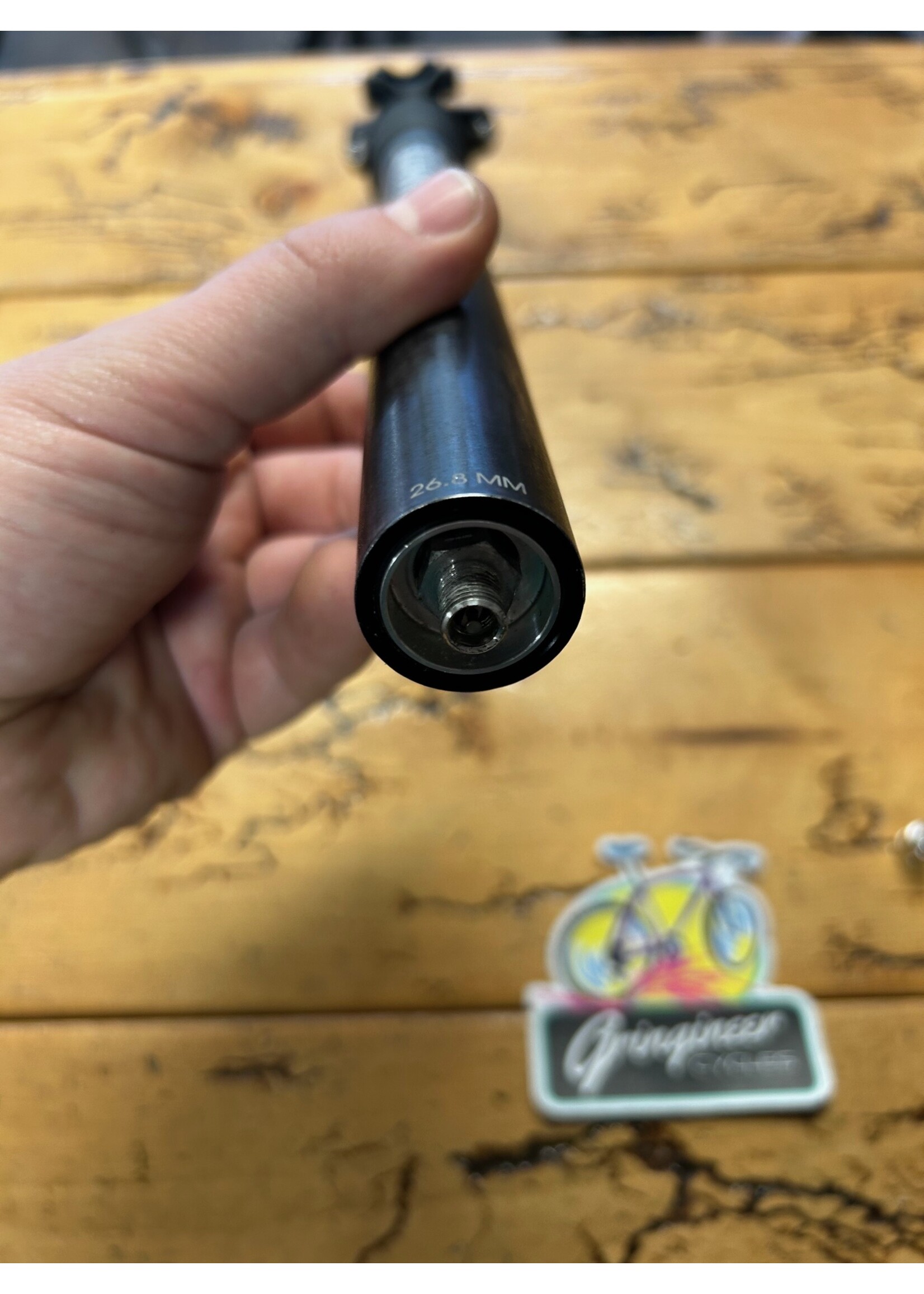 White Brothers White Brothers AP1 26.8mm Air Suspension Seatpost