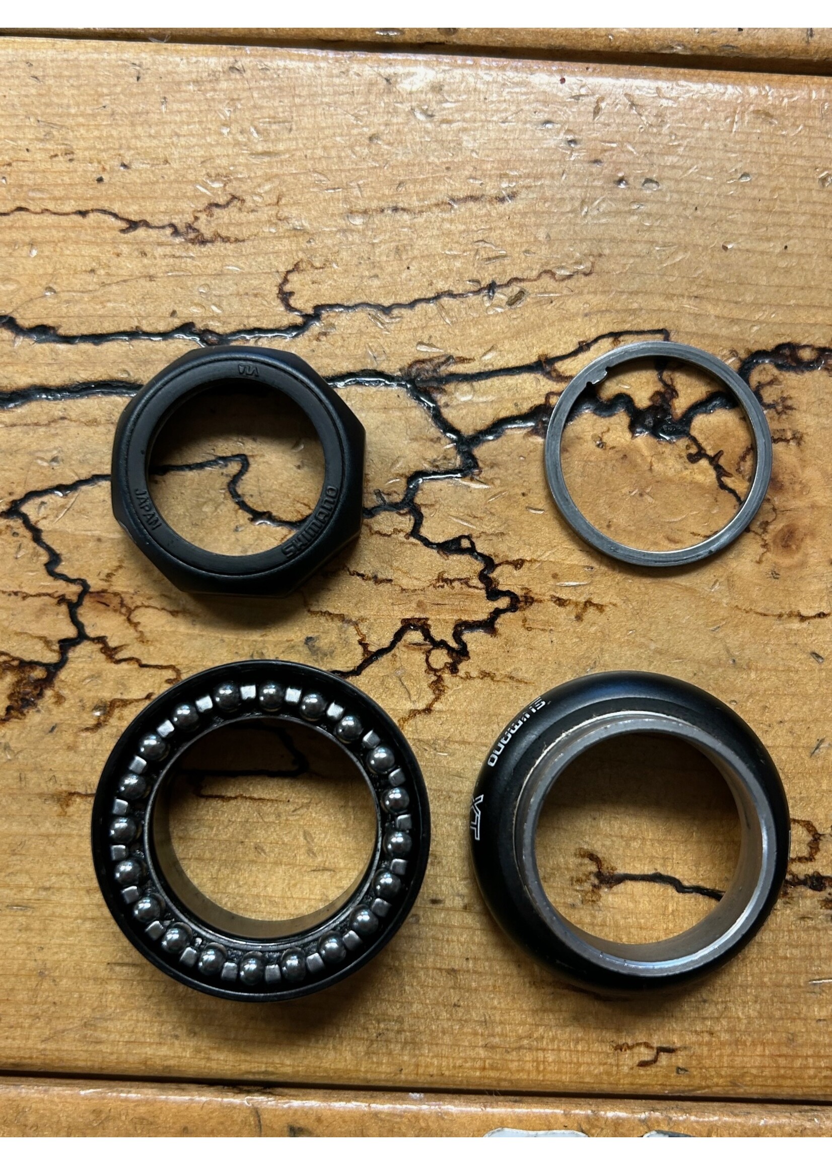 SHIMANO Shimano Deore XT HP-M736 1 Inch Threaded Headset