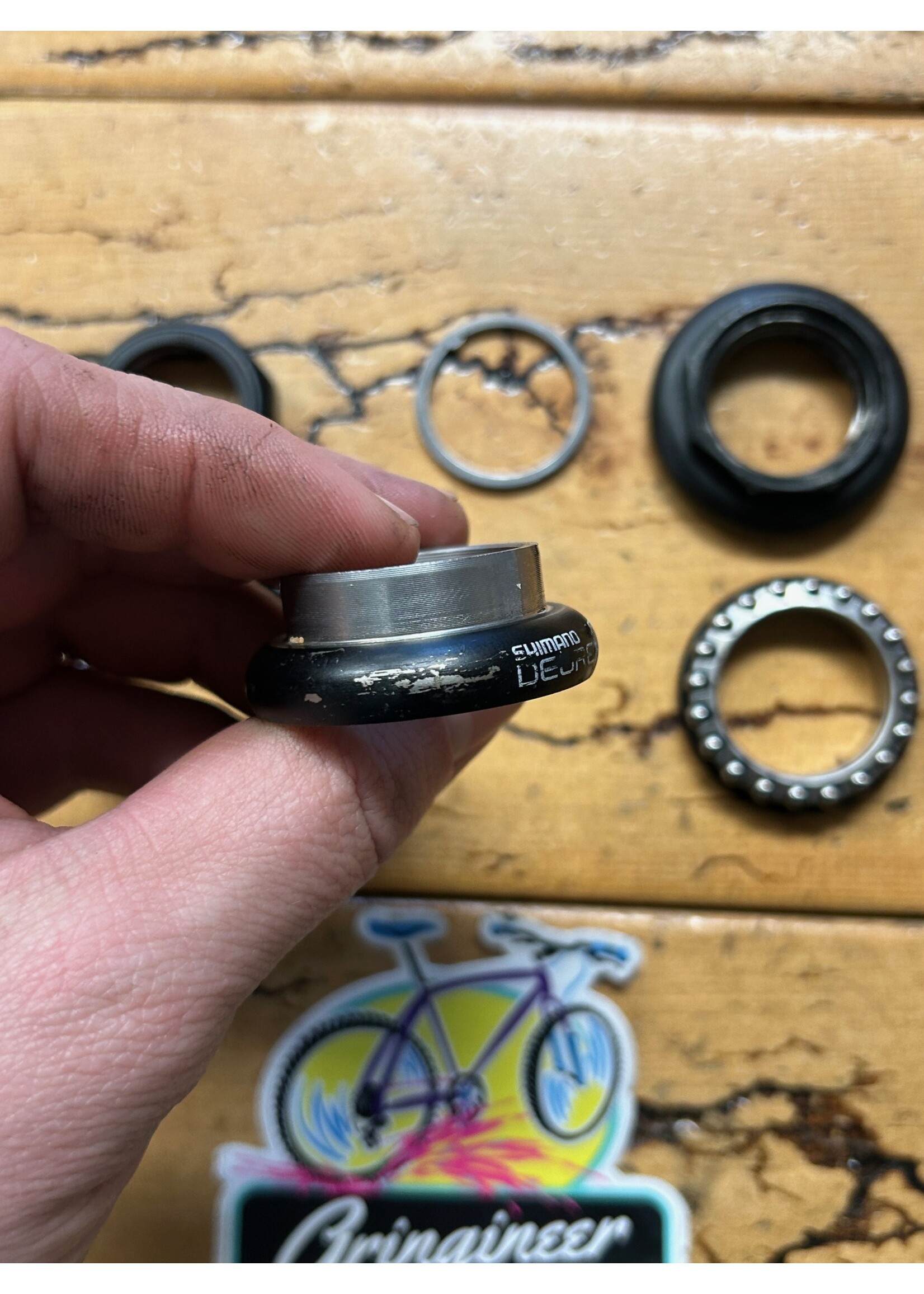 SHIMANO Shimano Deore XT HP-M736 1 Inch Threaded Headset