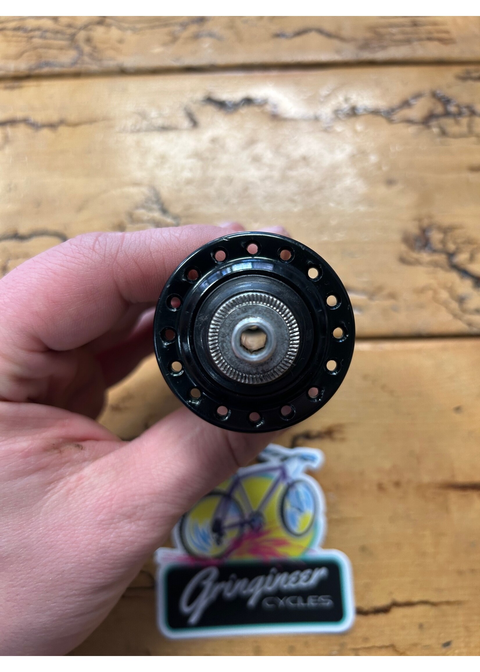 Real Design Real Design 32 Hole Quick Release Front Hub