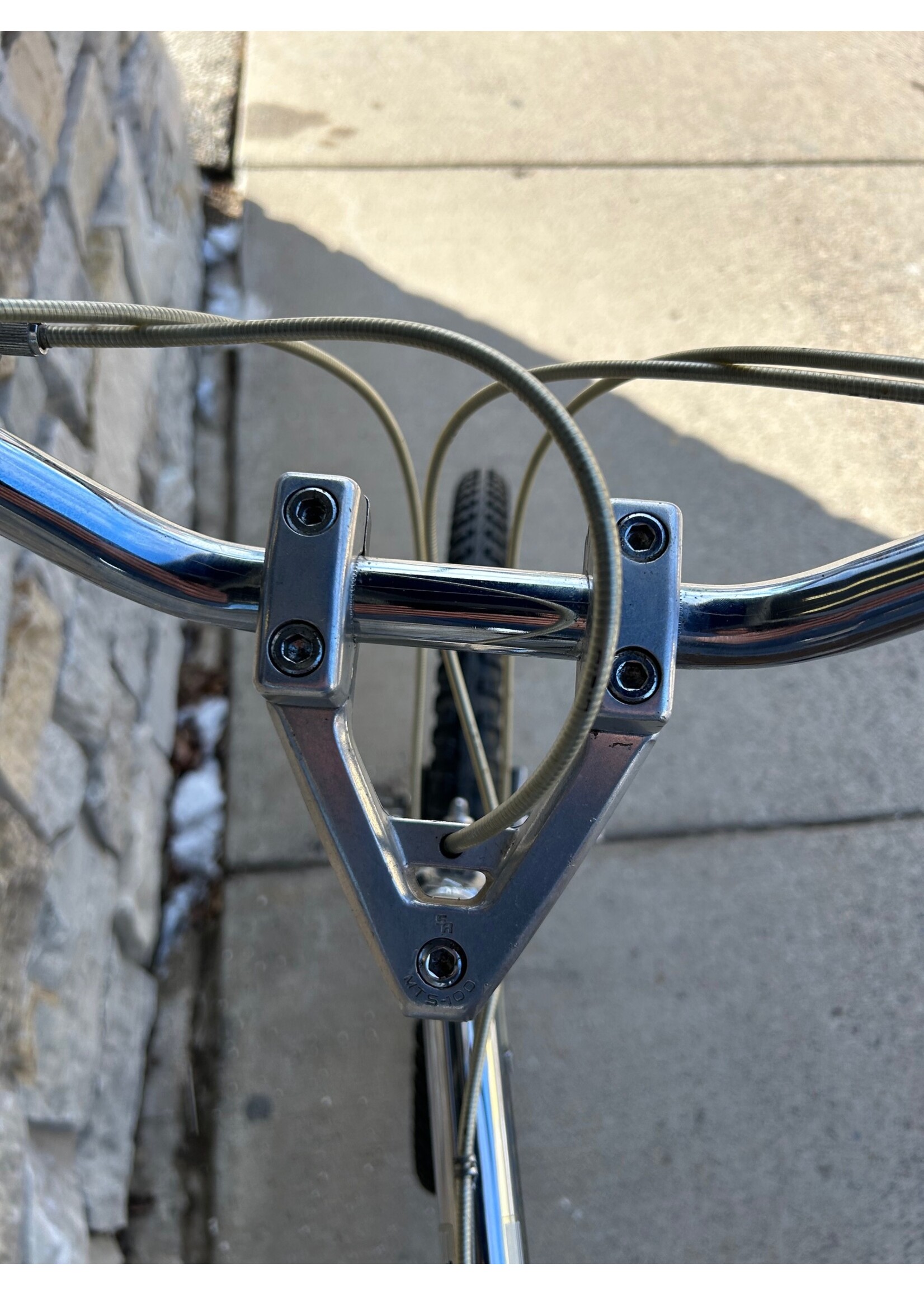 Mongoose 1985 21" Mongoose ATB Pro Mountain Bike