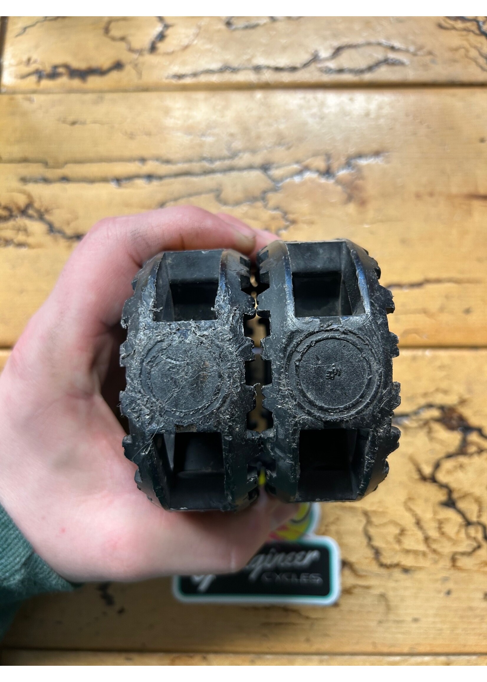 SR Suntour SR SP-518 9/16 Black Plastic Pedals
