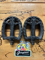 SR Suntour SR SP-518 9/16 Black Plastic Pedals