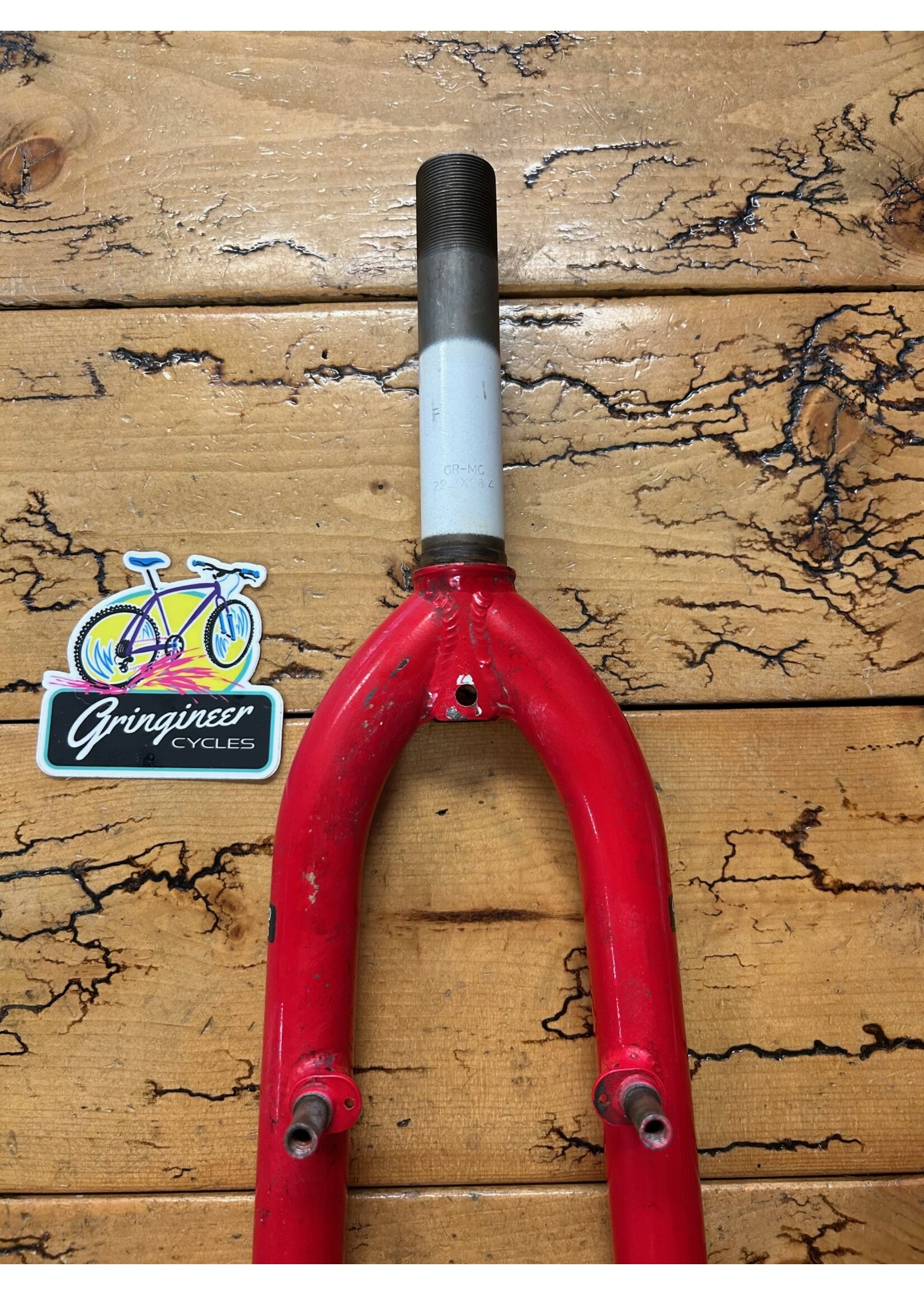 Spinner Spinner Red 26" 1 Inch Threaded Fork