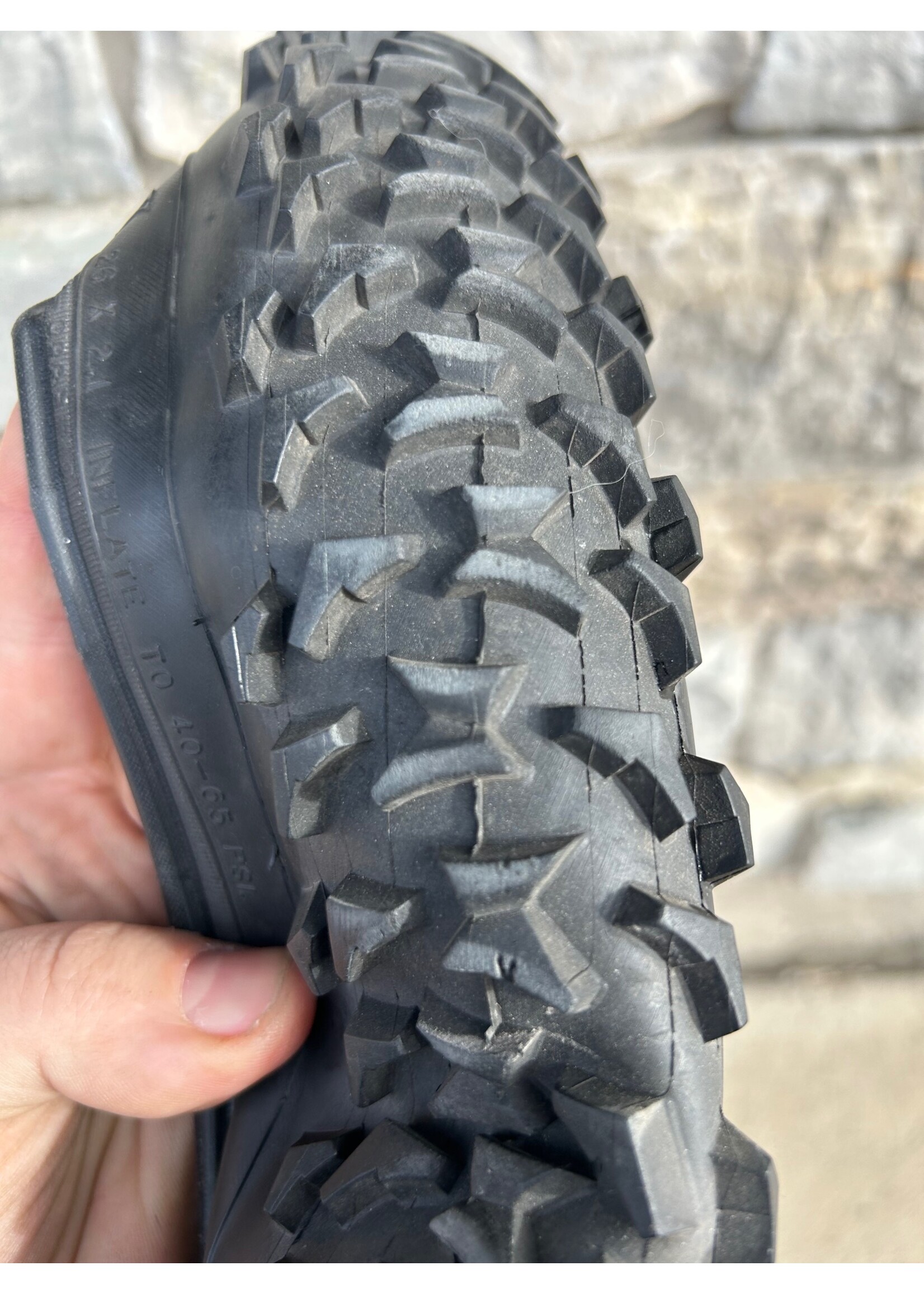 Ritchey Ritchey Megabite ZMax 26x2.1 Folding Bead Tire