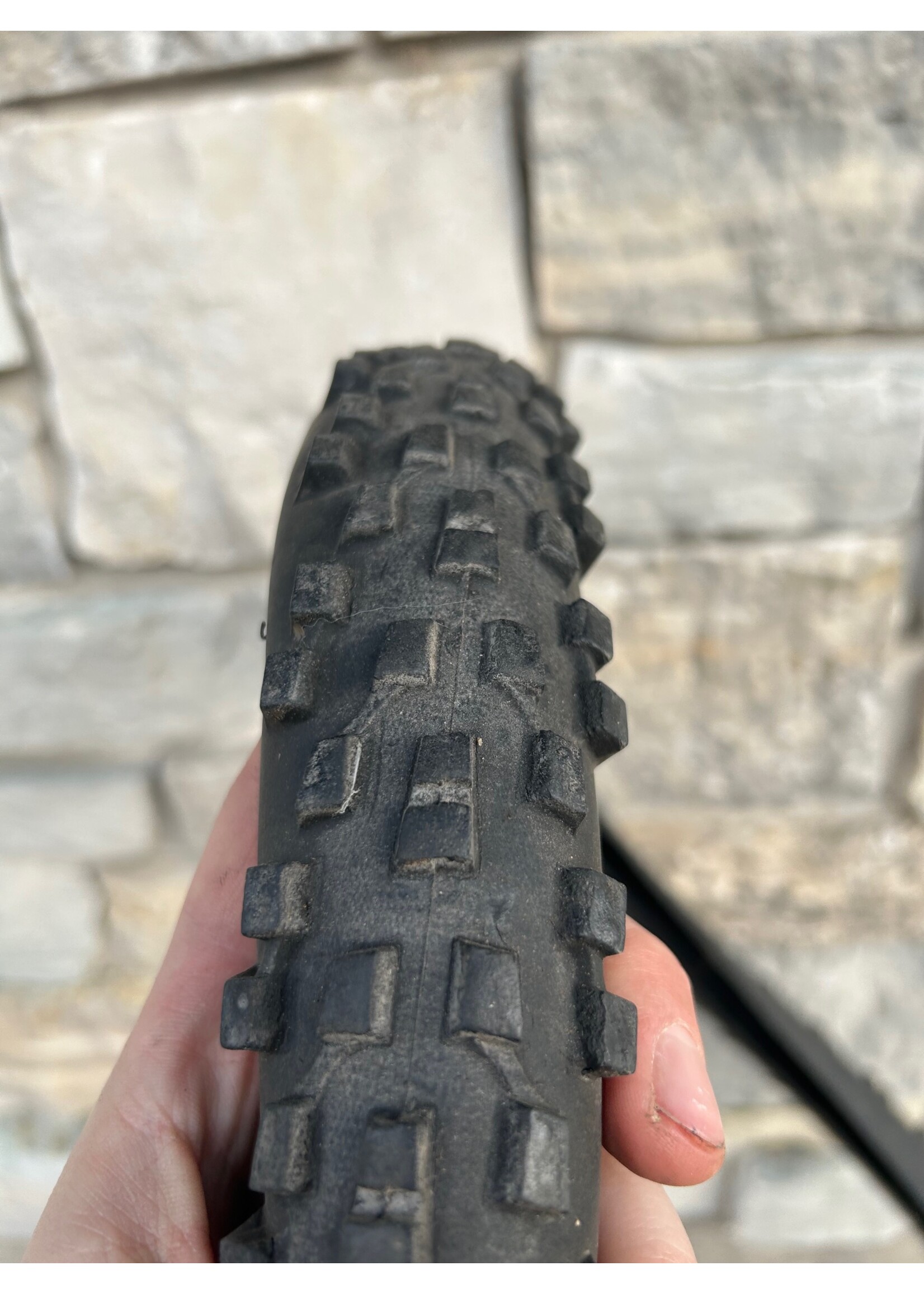 IRC IRC Mythos XC 26x2.10 Folding Bead Tire