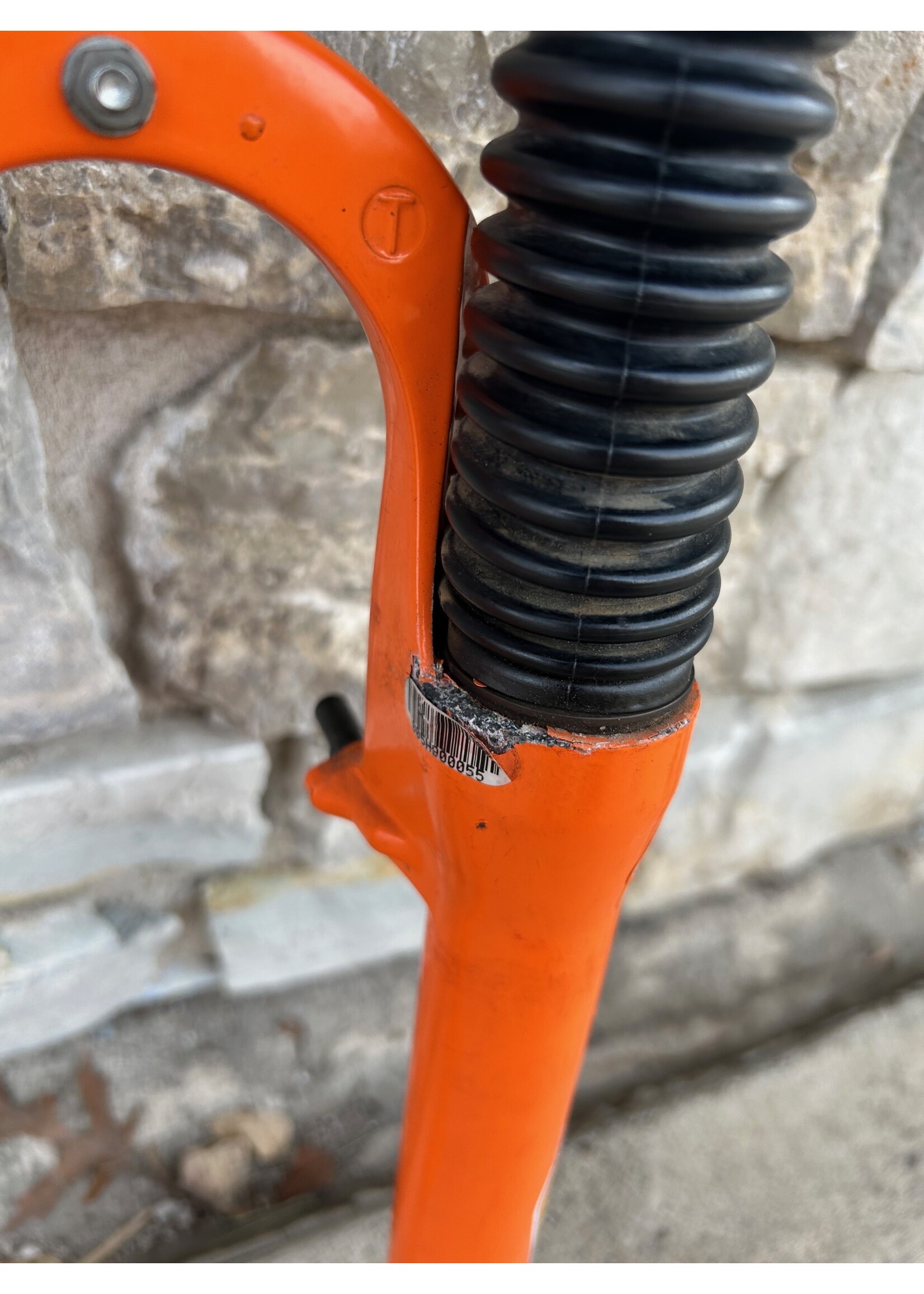 Rock Shox Rock Shox Judy Race 1 1/8 26" Rim or Disc Brake Suspenion Fork