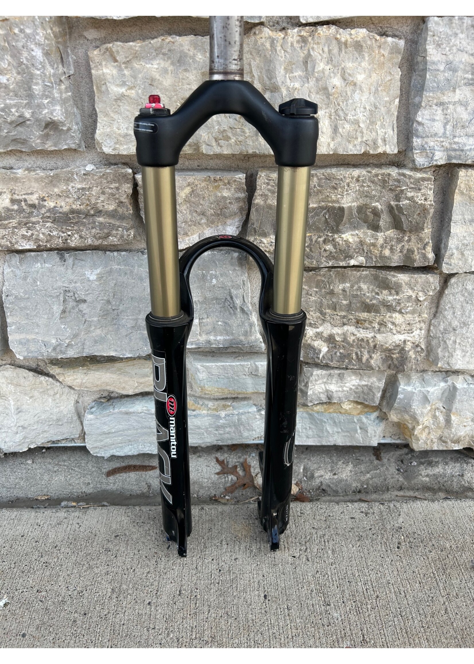 Manitou Manitou Black Elite SPV 120mm 26" 1 1/8 Disc Brake QR Suspension Fork