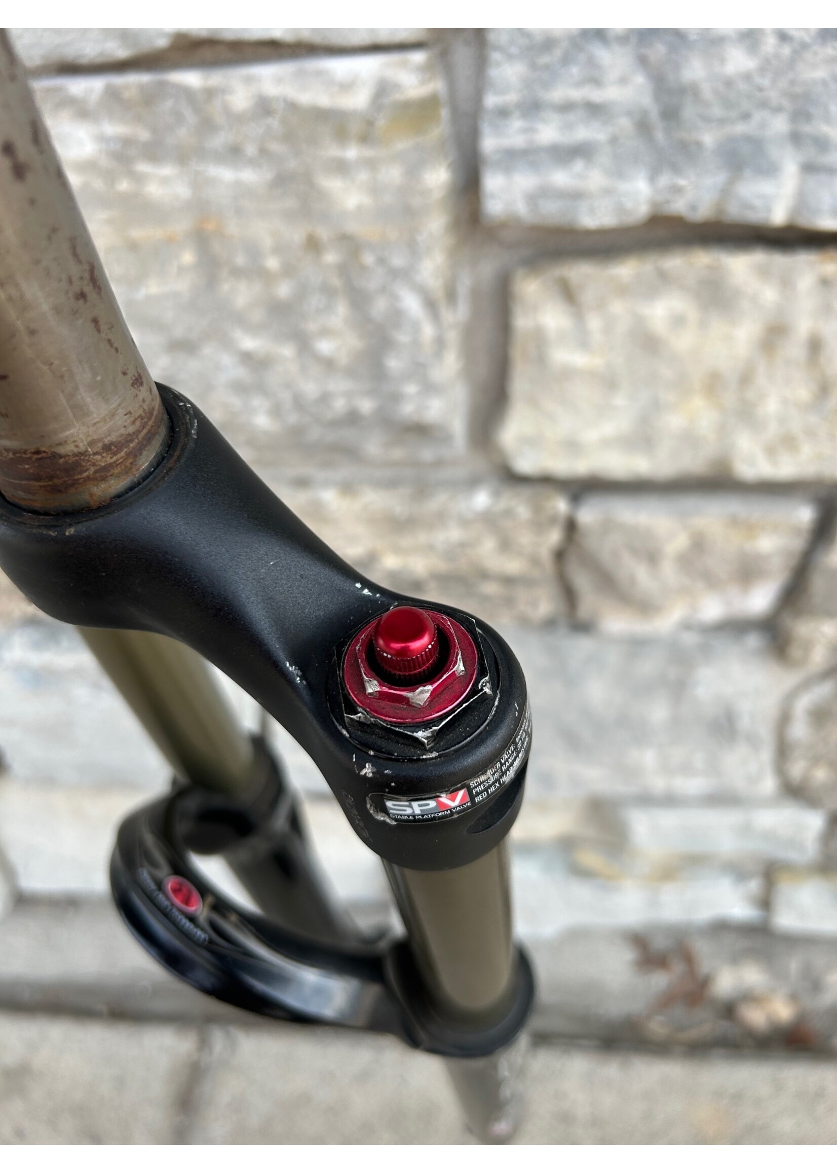 Manitou Manitou Black Elite SPV 120mm 26" 1 1/8 Disc Brake QR Suspension Fork