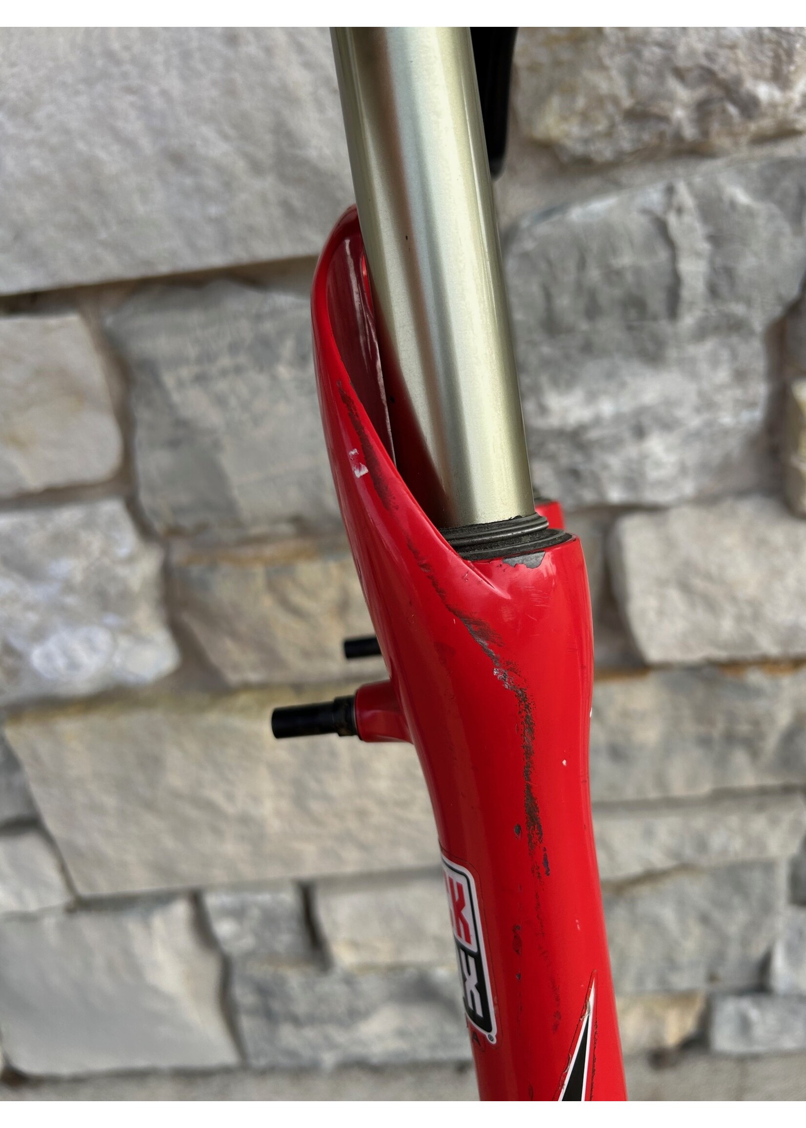 Rock Shox Rock Shox Judy SL Red 26" 1 1/8 Rim / Disc Brake  QR Suspension Fork