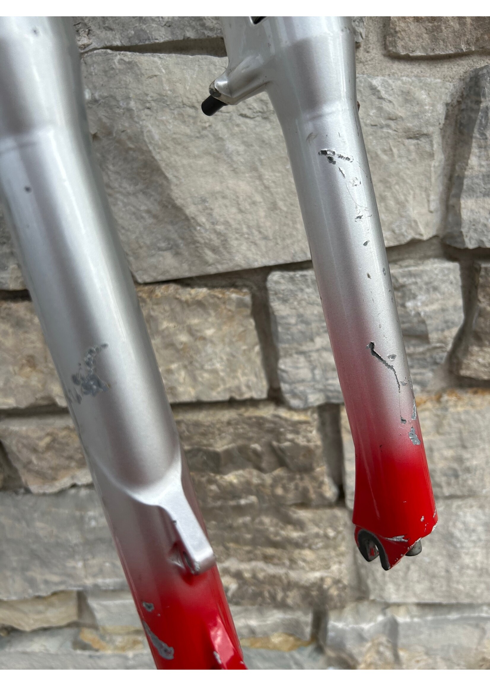 Rock Shox Rock Shox 26" 1 1/8 White to Red Fade Suspension Fork