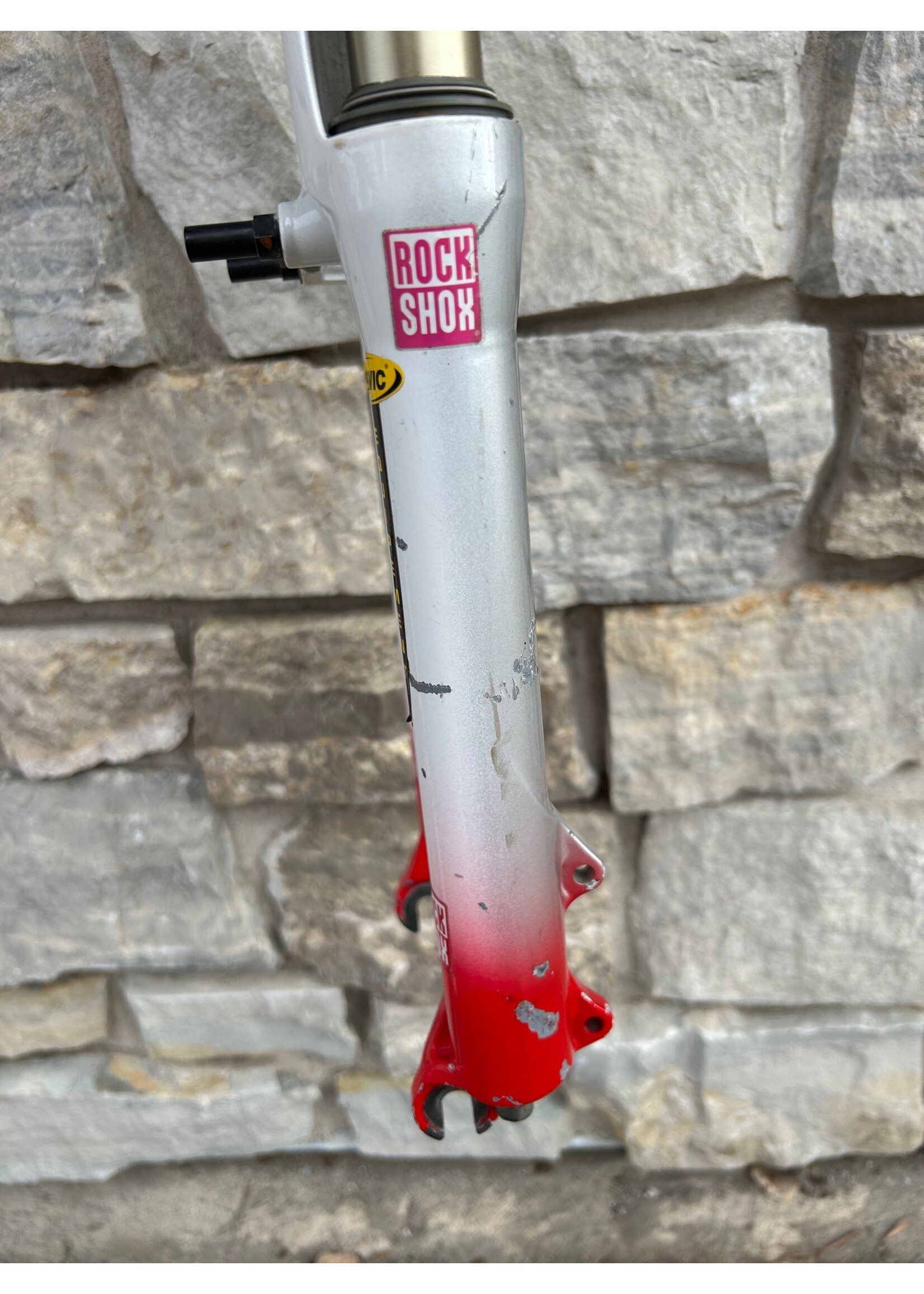 Rock Shox Rock Shox 26" 1 1/8 White to Red Fade Suspension Fork
