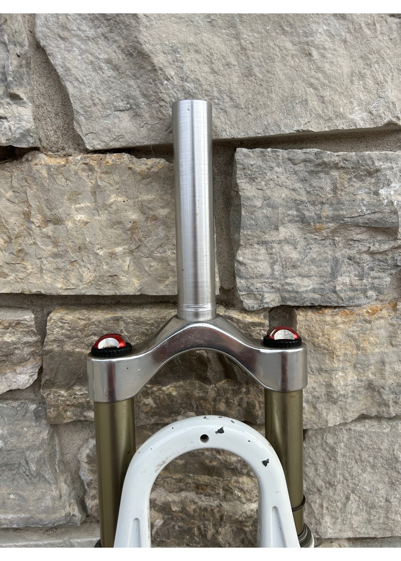 Rock Shox Rock Shox 26" 1 1/8 White to Red Fade Suspension Fork