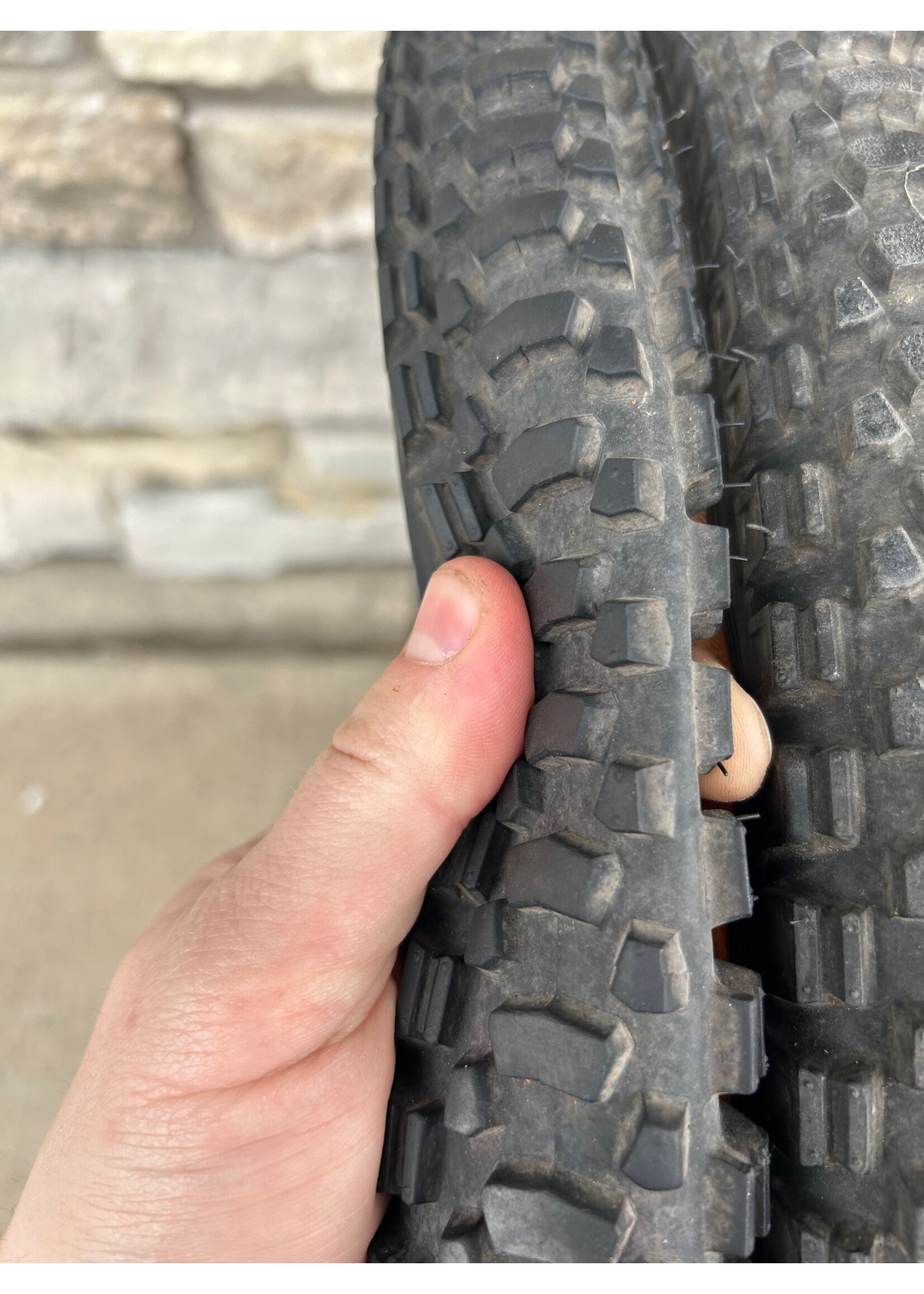 Tioga Tioga Wonder Dawg 26x1.95 Tire Set