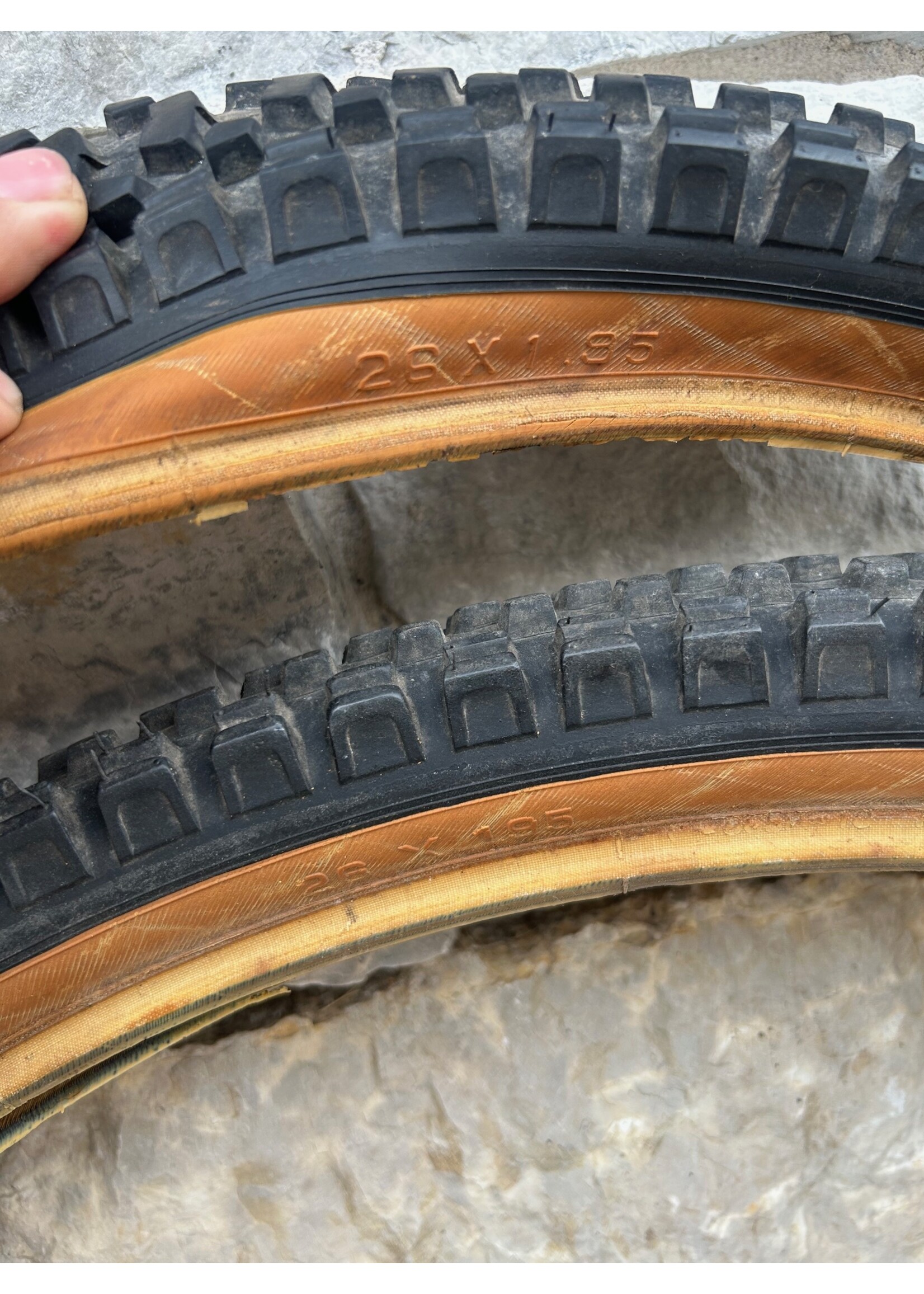 Tioga Tioga Wonder Dawg 26x1.95 Tire Set