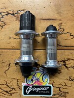 SHIMANO Shimano Deore XT M737 32 Hole Hub Set
