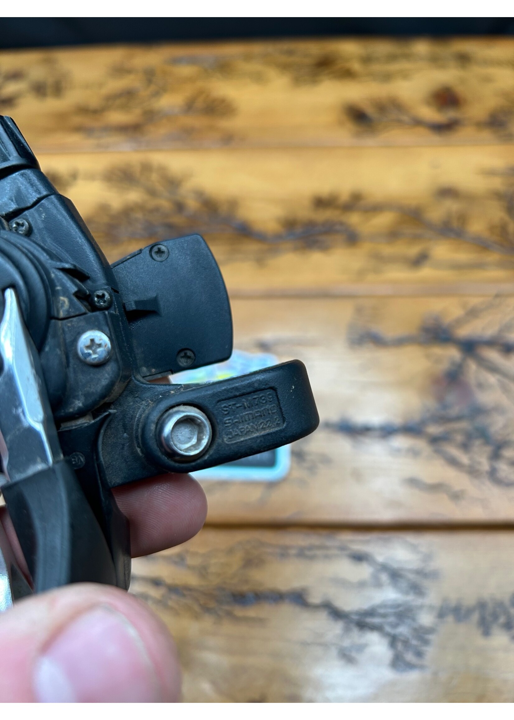 SHIMANO Shimano Deore XT ST-M739 8 Speed Right Shifter