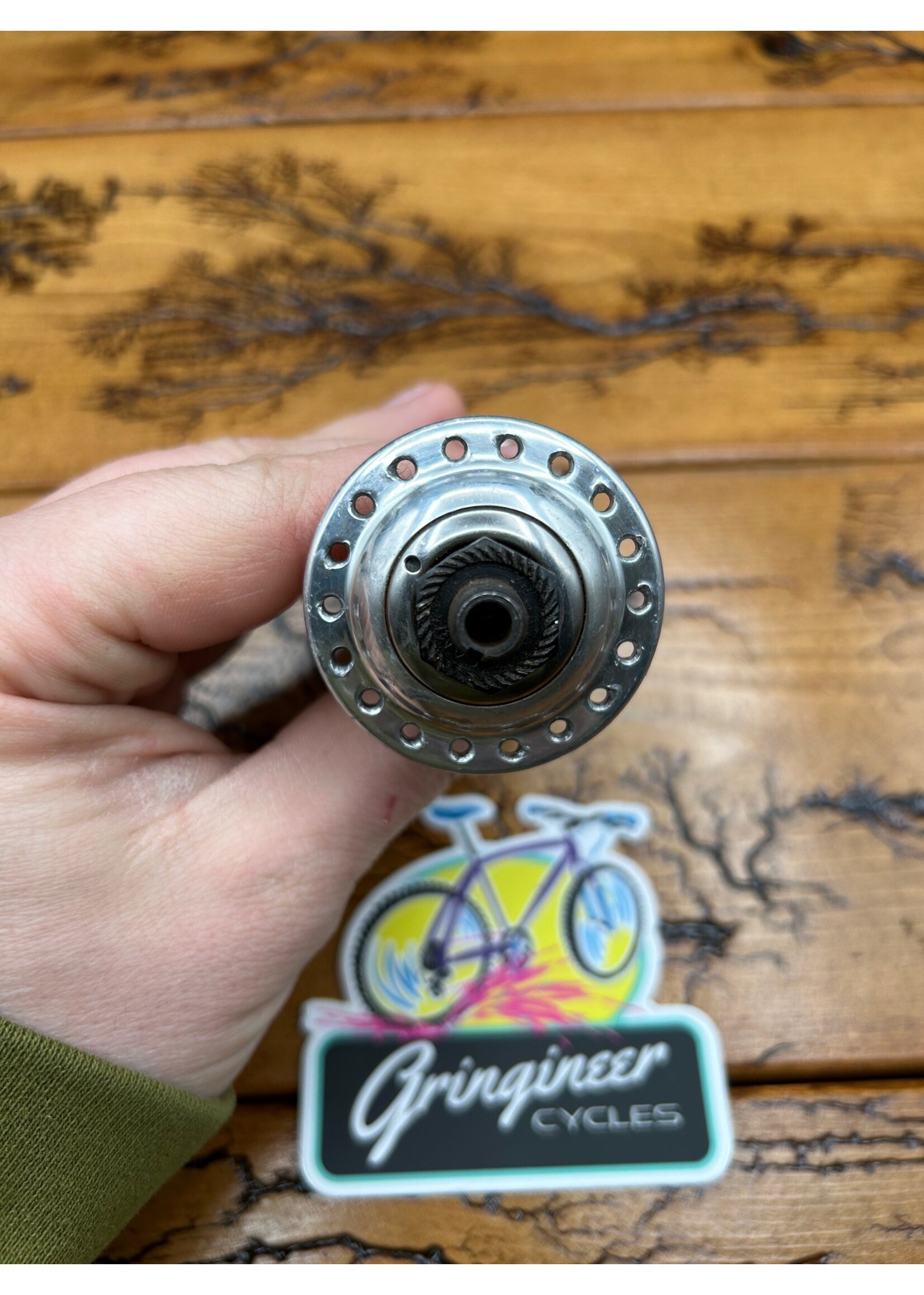 Campagnolo Campagnolo Record 1034 Low Flange 36 Hole Front Hub