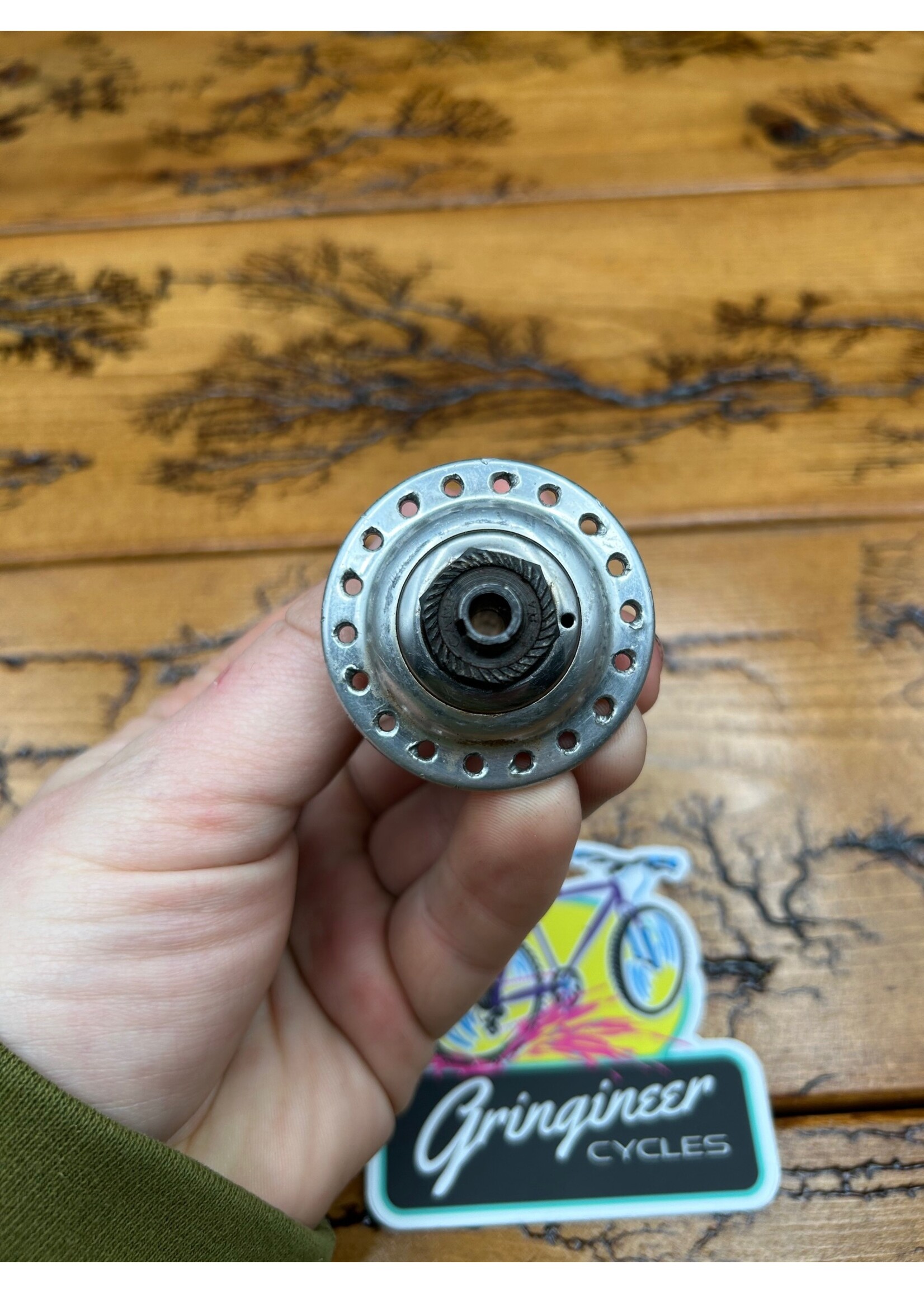 Campagnolo Campagnolo Record 1034 Low Flange 36 Hole Front Hub