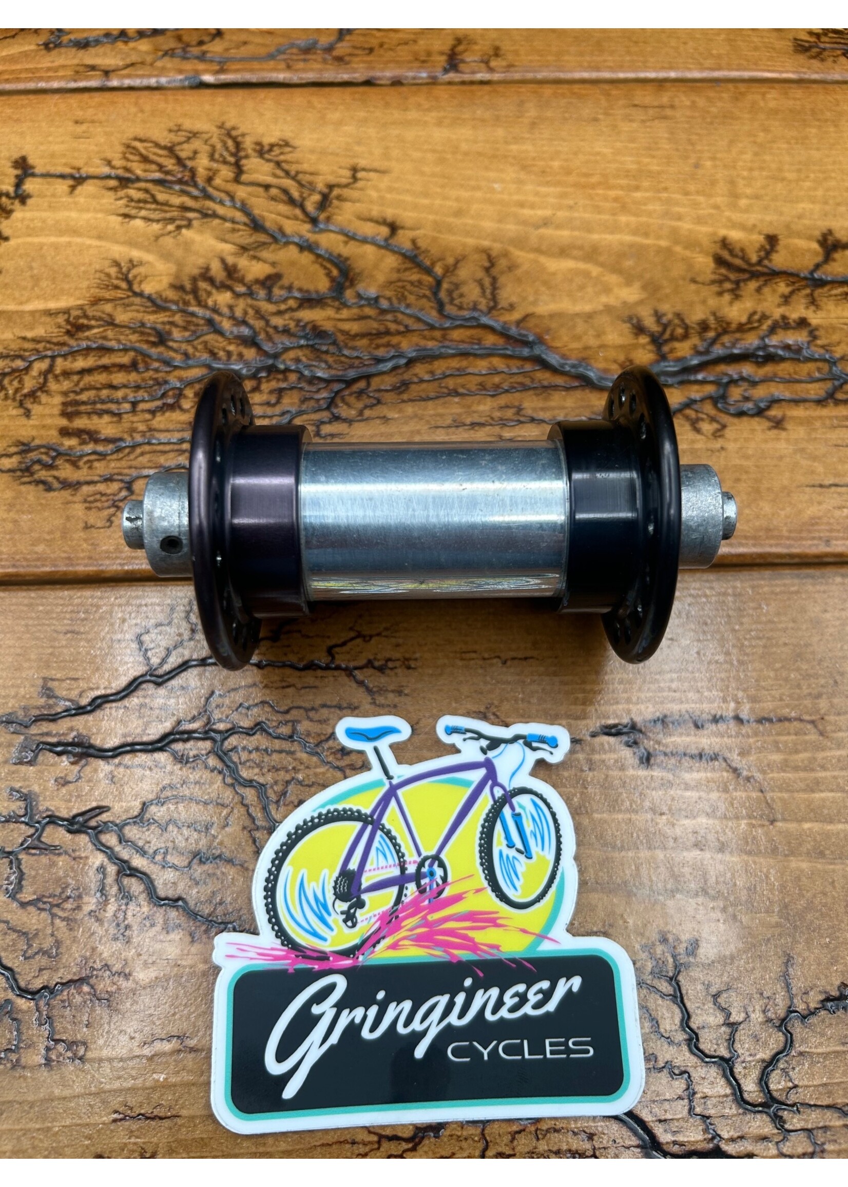 Bullseye Bullseye Black and Silver 32 Hole Front Hub