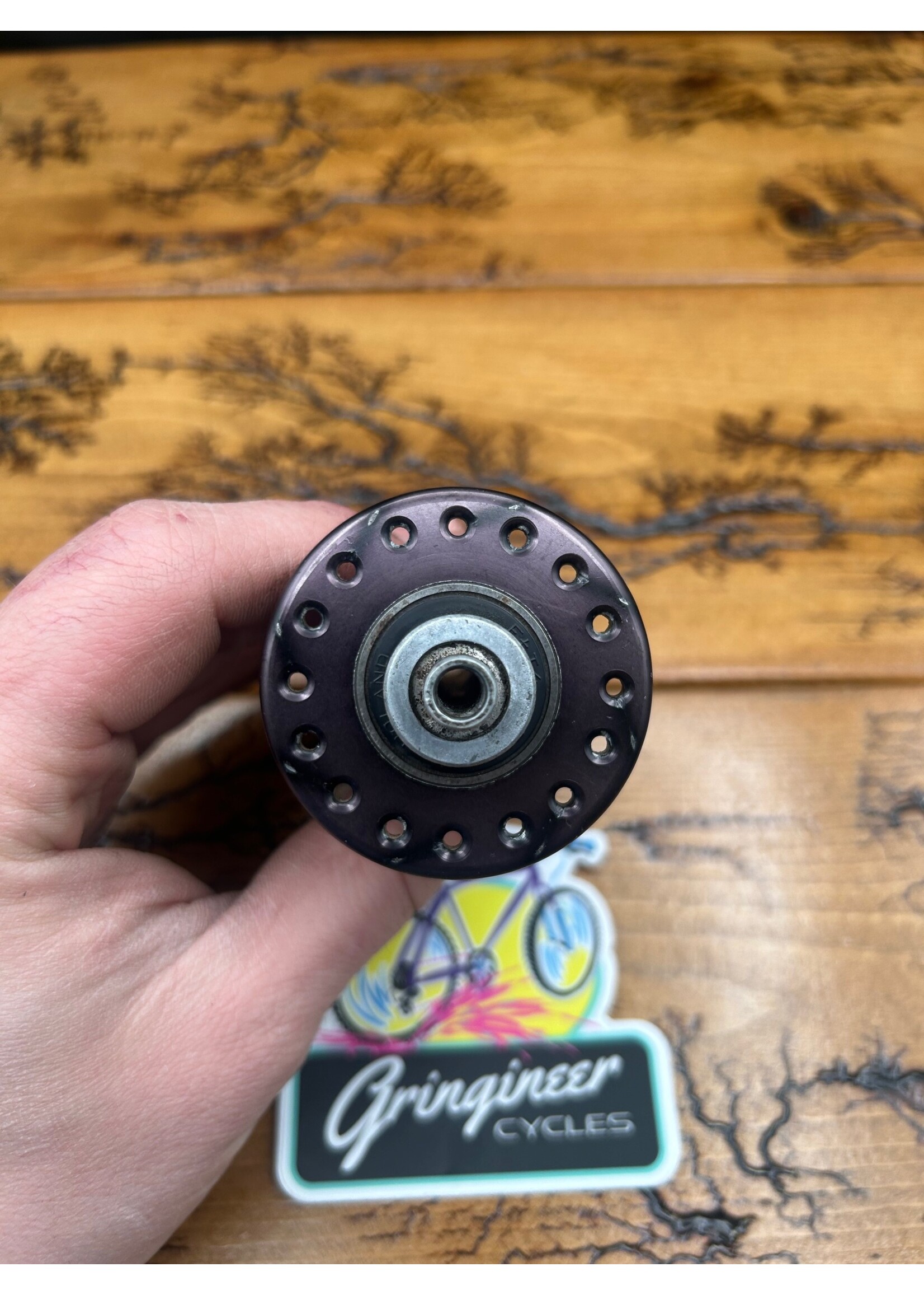 Bullseye Bullseye Black and Silver 32 Hole Front Hub