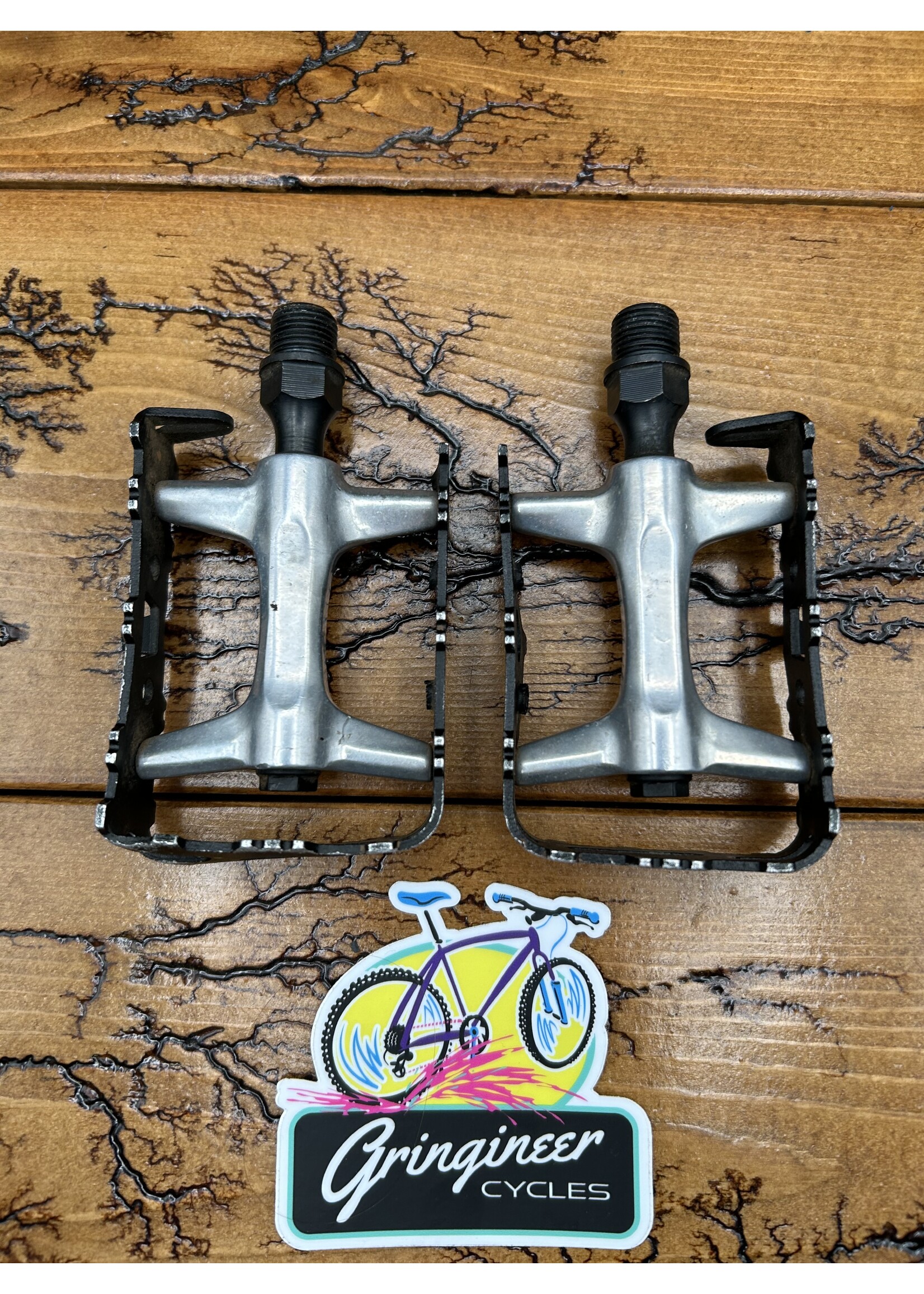 ODYSSEY Odyssey Svelte 9/16 Black and Silver Pedals
