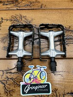 ODYSSEY Odyssey Svelte 9/16 Black and Silver Pedals