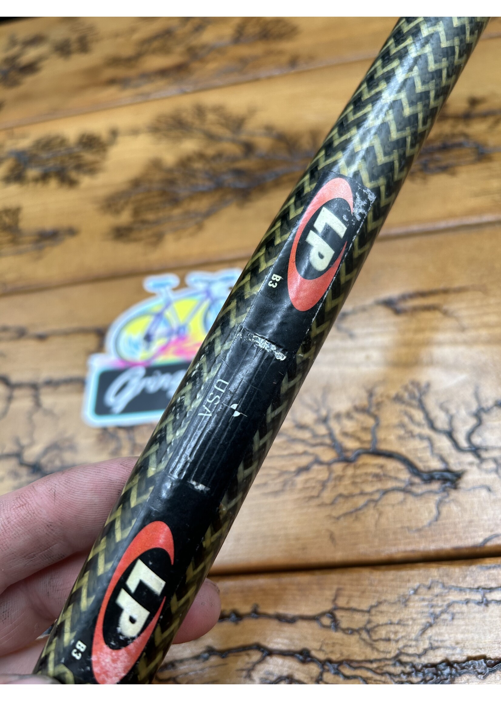 LP Composities LP Composites 585mm Carbon Fiber 25.4mm Handlebar