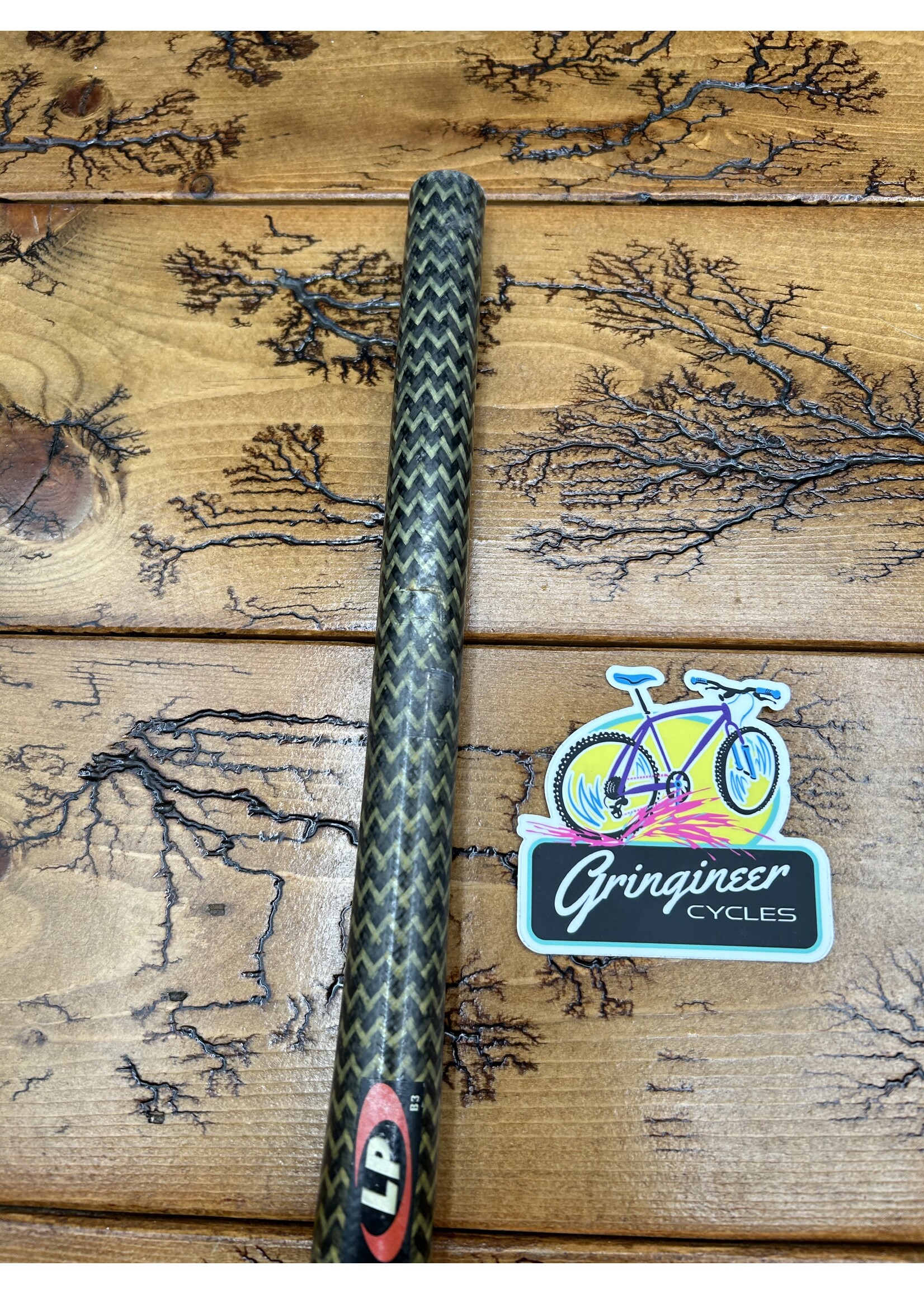 LP Composities LP Composites 585mm Carbon Fiber 25.4mm Handlebar