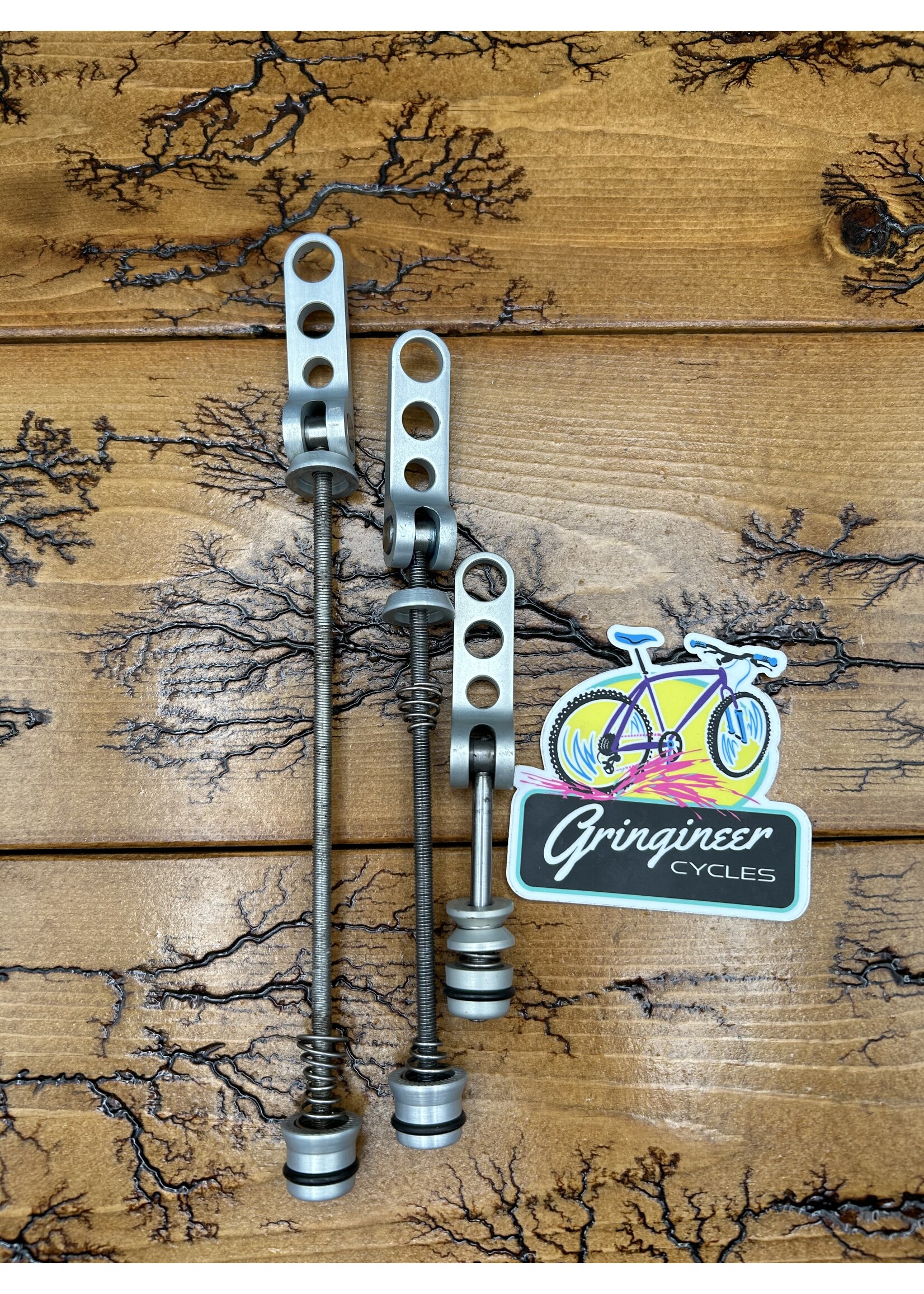 Ringle Ringle Silver Cam Twist Skewer Set
