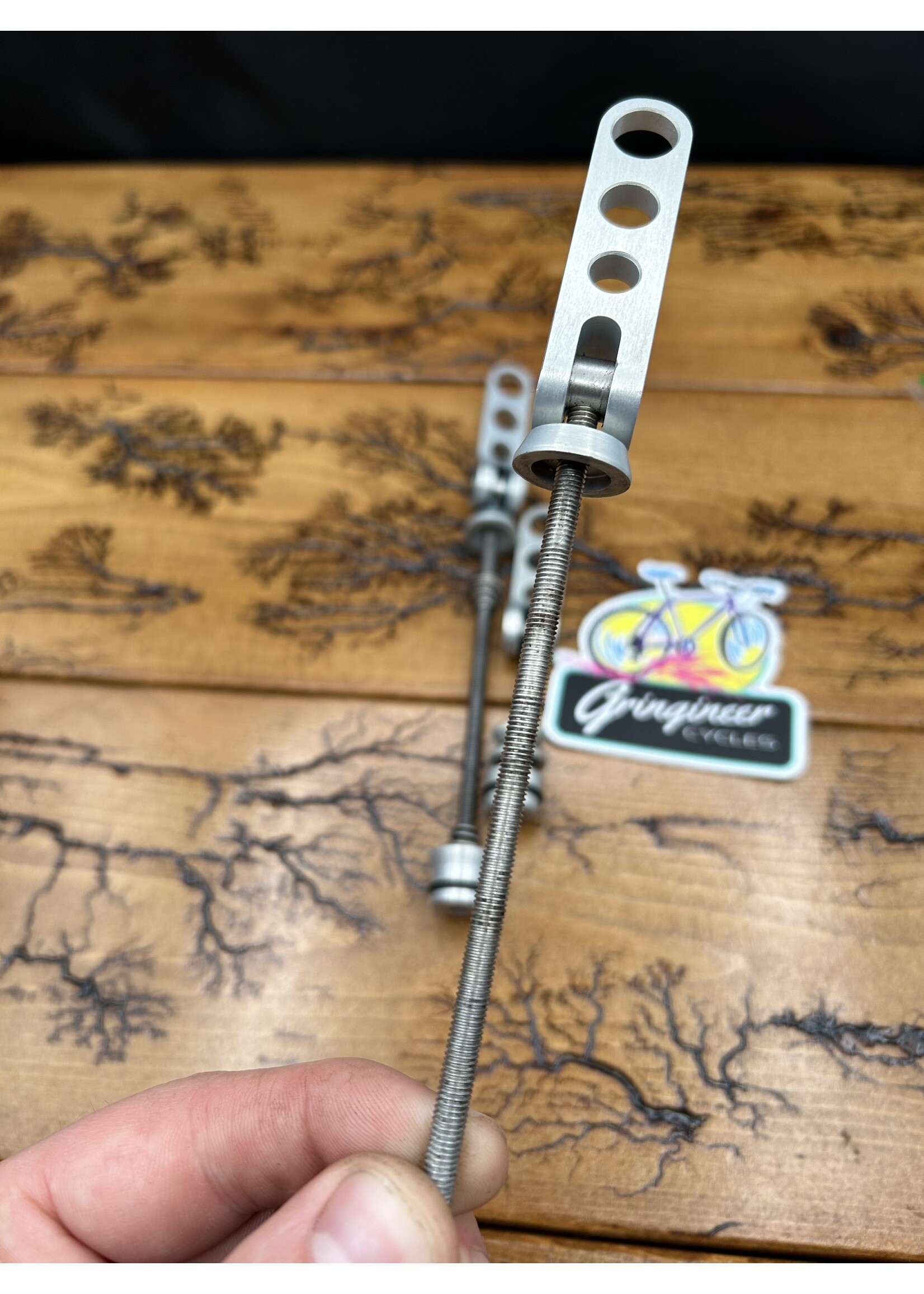 Ringle Ringle Silver Cam Twist Skewer Set
