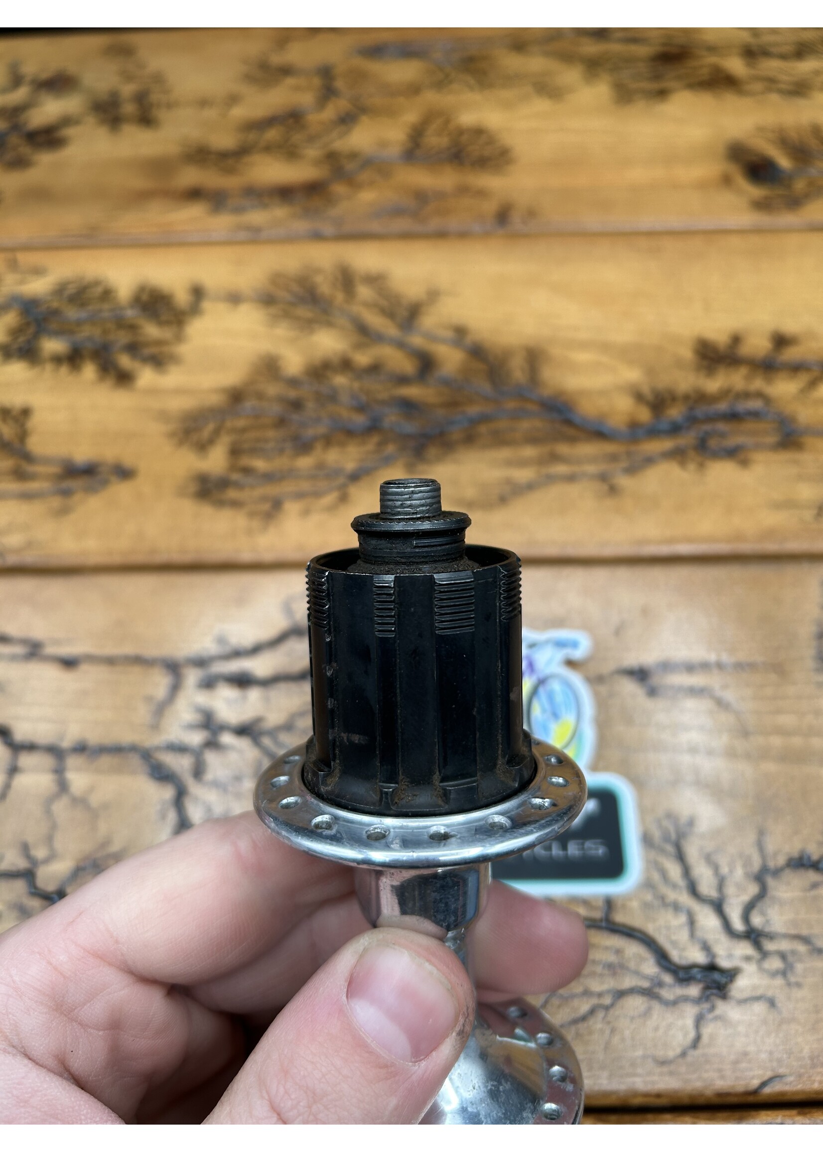 SHIMANO Shimano Deore XT FH-M732 32 Hole 130mm Rear Hub