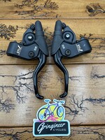 SHIMANO Shimano Deore XT ST-M091 3x7 Shifter and Brake Lever Set