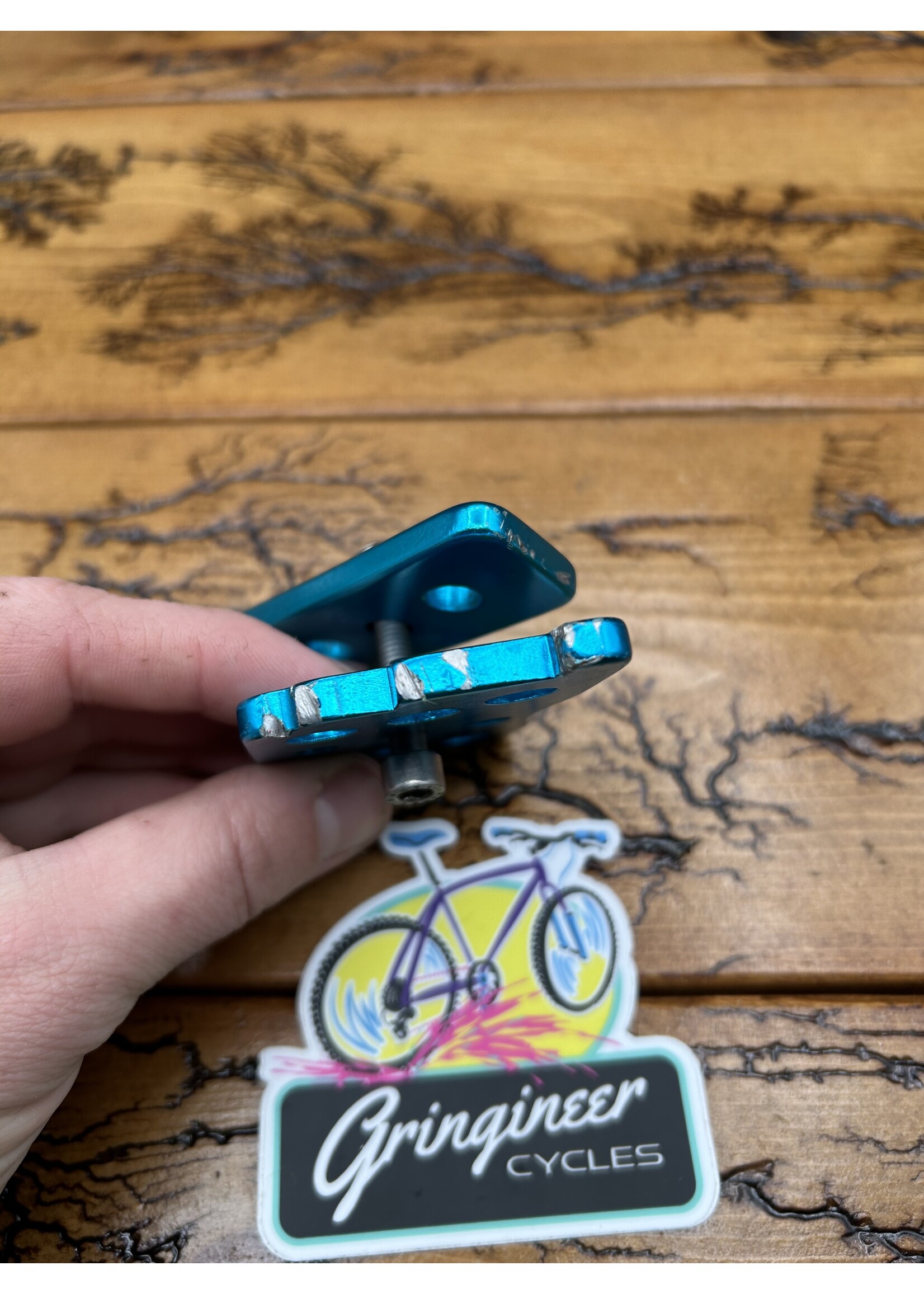 Turquoise Anti Chain Suck Device